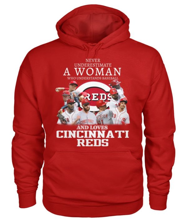 Never Underestimate A Women Who Understands Baseball And Love Cincinnati Reds Shirt