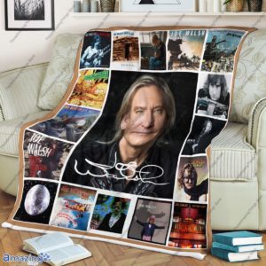 Joe Walsh Signature Quilt Blanket image Joe Walsh Signature Quilt Blanket