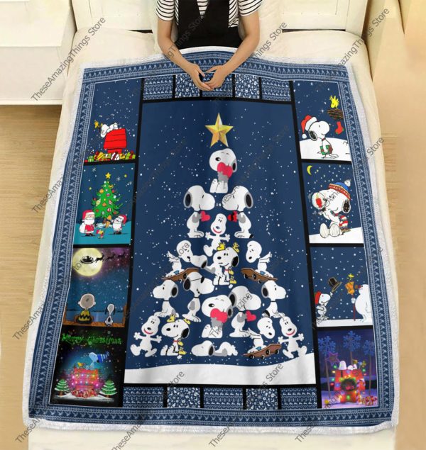 Snoopy Christmas Tree Quilt Blanket