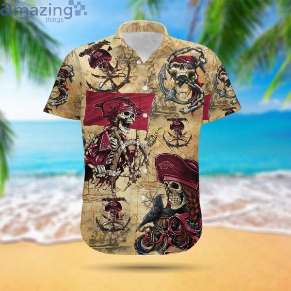 Arkansas Razorbacks Pirates Fans Pirates Skull Hawaiian Shirtproduct photo 2