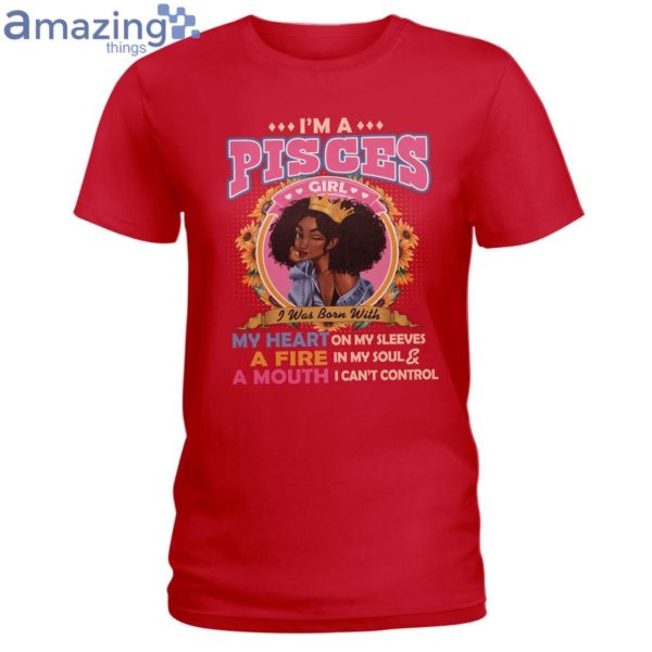 Black Queen Im A Pisces Girl Ladies T-Shirt Product Photo 2