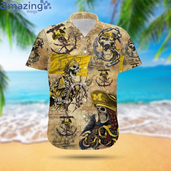 Michigan Wolverines Pirates Fans Pirates Skull Hawaiian Shirtproduct photo 2