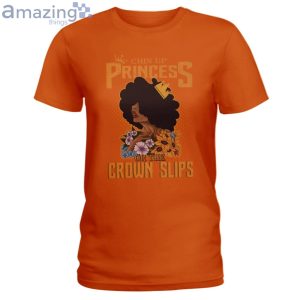 Real Queens Fix Each Other's Crowns Ladies T-Shirt Product Photo 3