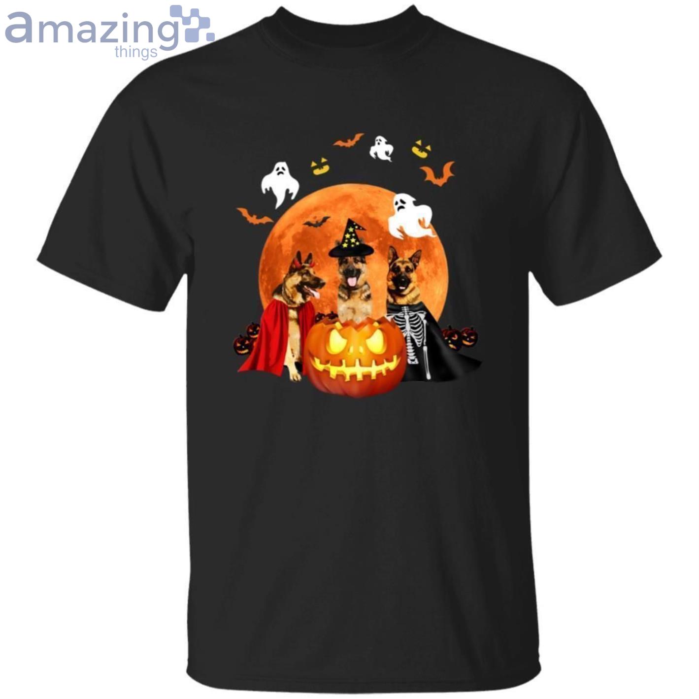 Three German Shepherds And A Pumpkin Halloween T Shirt image Three German Shepherds And A Pumpkin Halloween T-Shirt Product Photo 1 Product photo 1