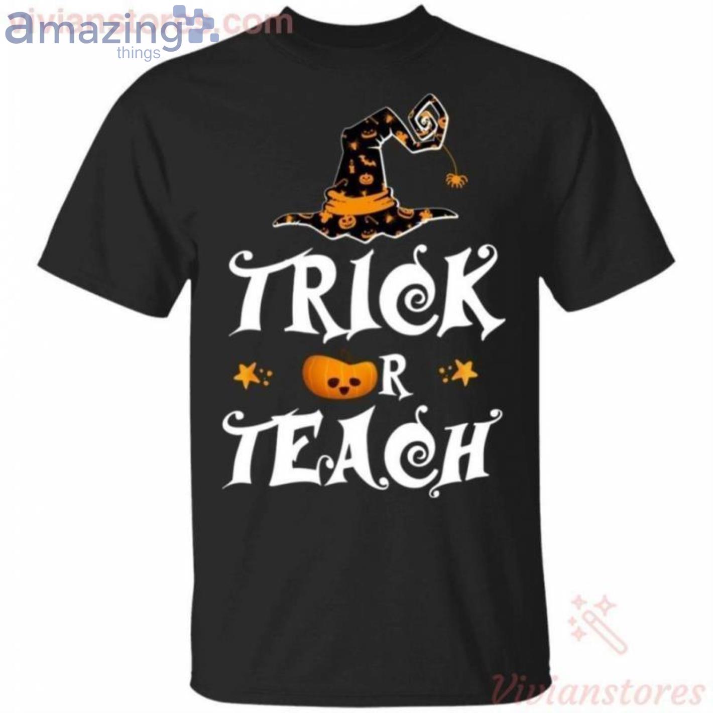 Trick Or Teach Halloween Teacher Funny T-Shirt For Teacher Product Photo 1