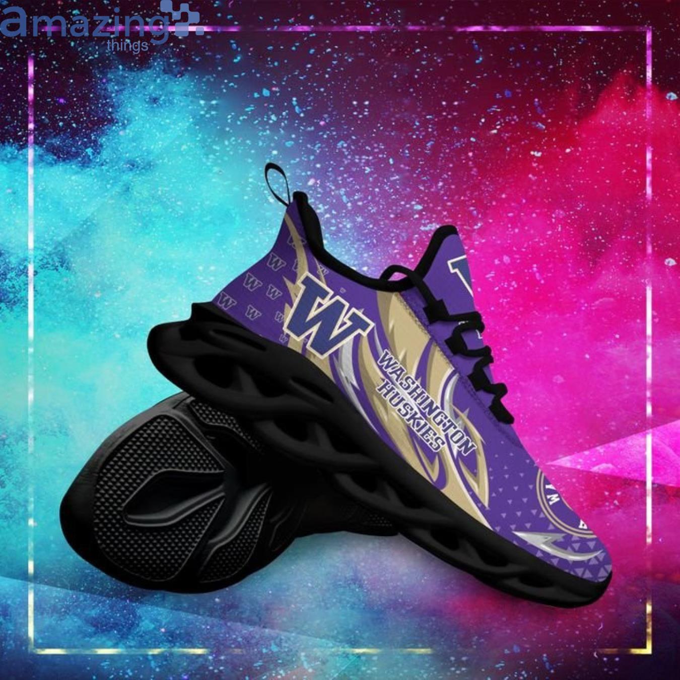 Washington Huskies Clunky Max Soul Sneaker image Washington Huskies Clunky Max Soul Sneaker Product Photo 3