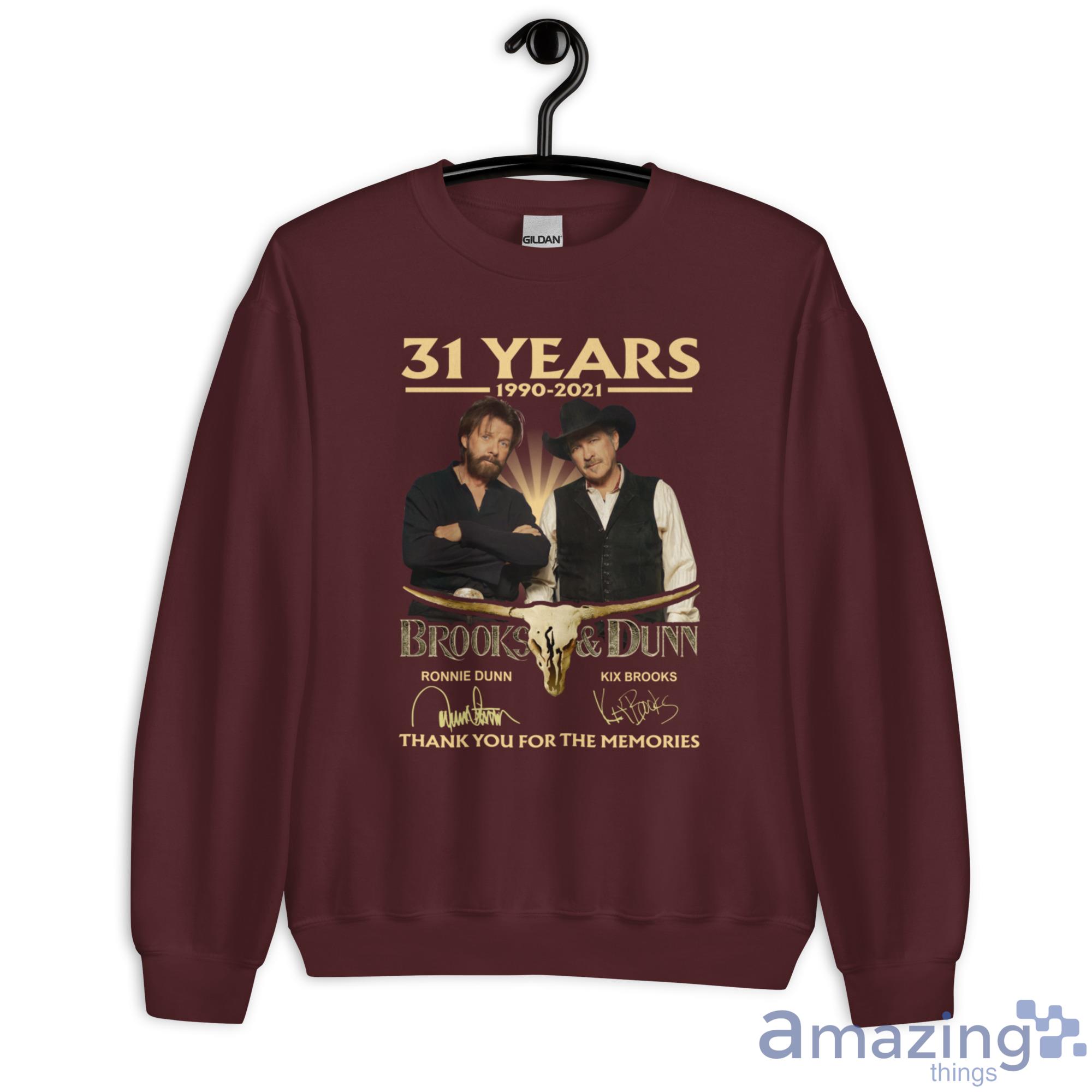 31 Years 1990 2021 Brooks & Dun Thank You For The Memories Shirt image 31 Years 1990-2021 Brooks & Dun Thank You For The Memories Shirt - Unisex Heavy Blend Crewneck Sweatshirt-1