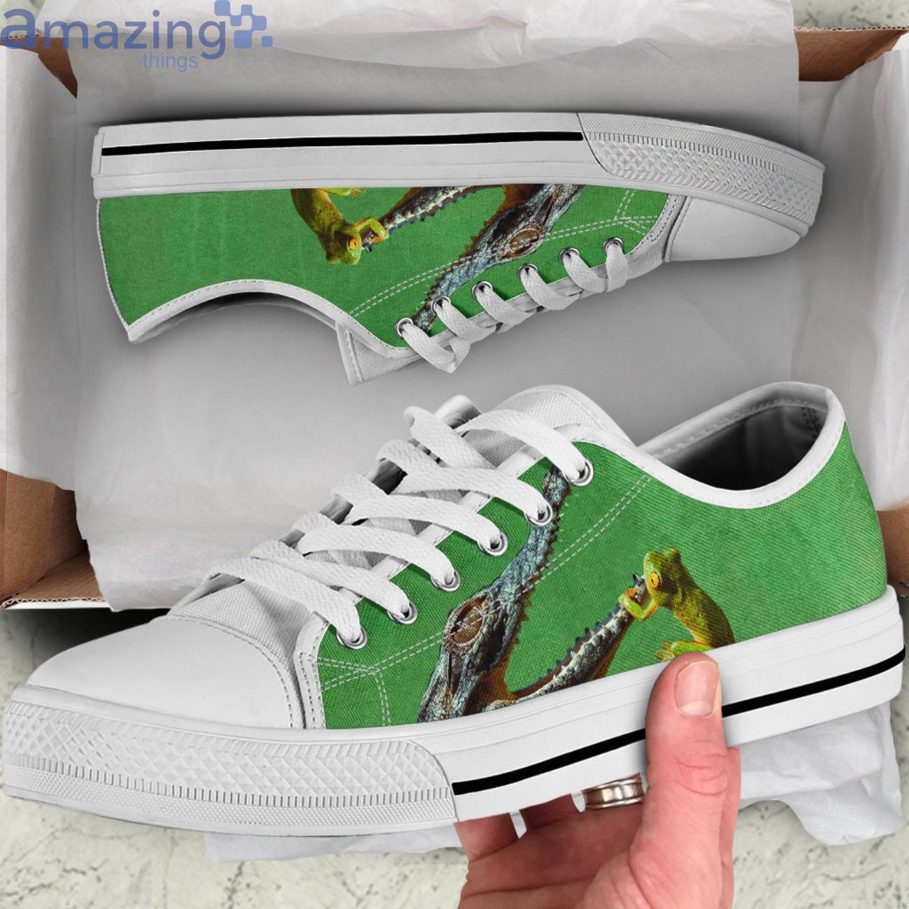 Alligator Shoes Alligator Lover Low Top Canvas Shoes Product Photo 1 Alligator Shoes Alligator Lover Low Top Canvas Shoes Product Photo 1