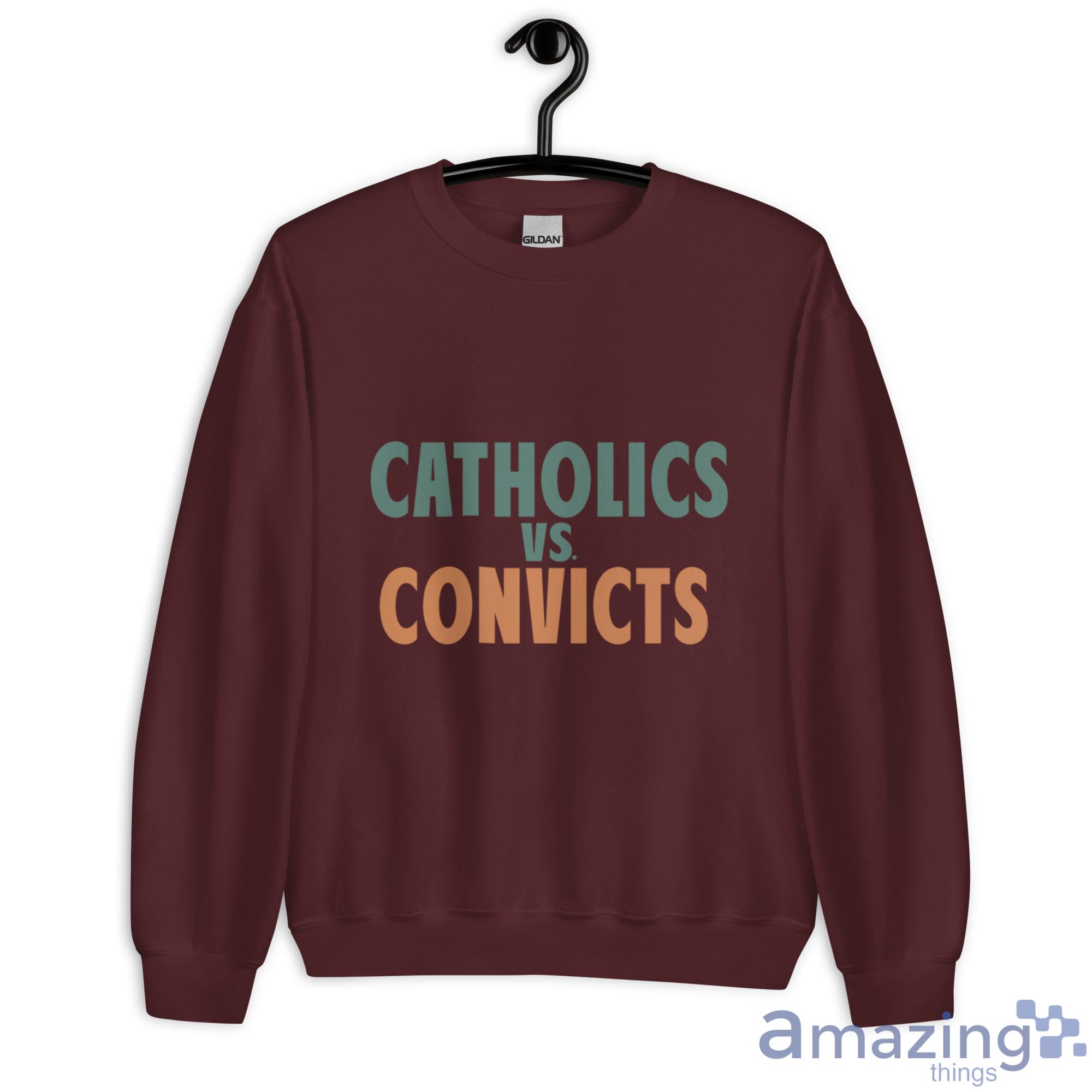 Catholics VS Convicts Shirt image Catholics VS Convicts Shirt - Unisex Heavy Blend Crewneck Sweatshirt-1