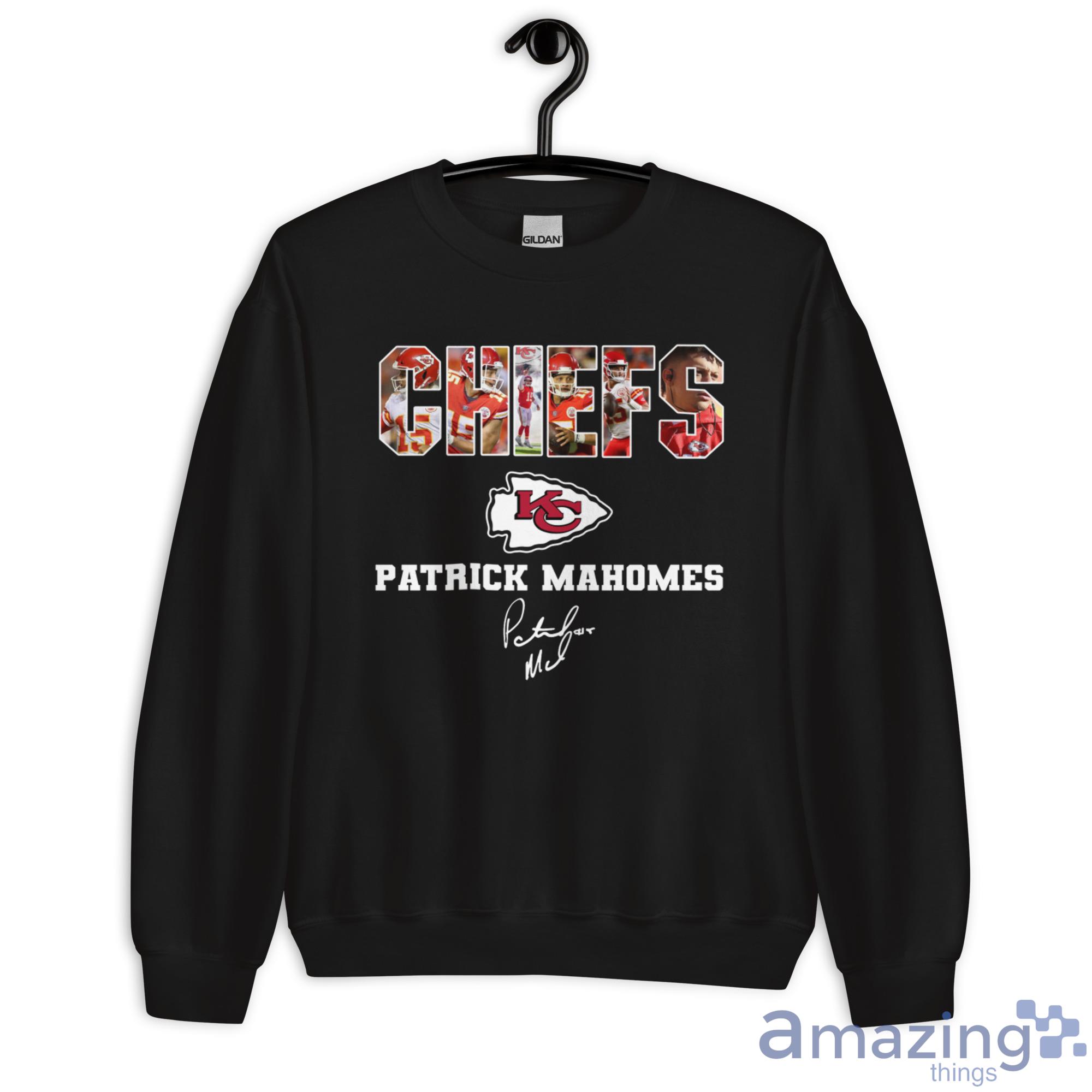 Chiefs KC Patrick Mahomes Shirt image Chiefs KC Patrick Mahomes Shirt - Unisex Heavy Blend Crewneck Sweatshirt