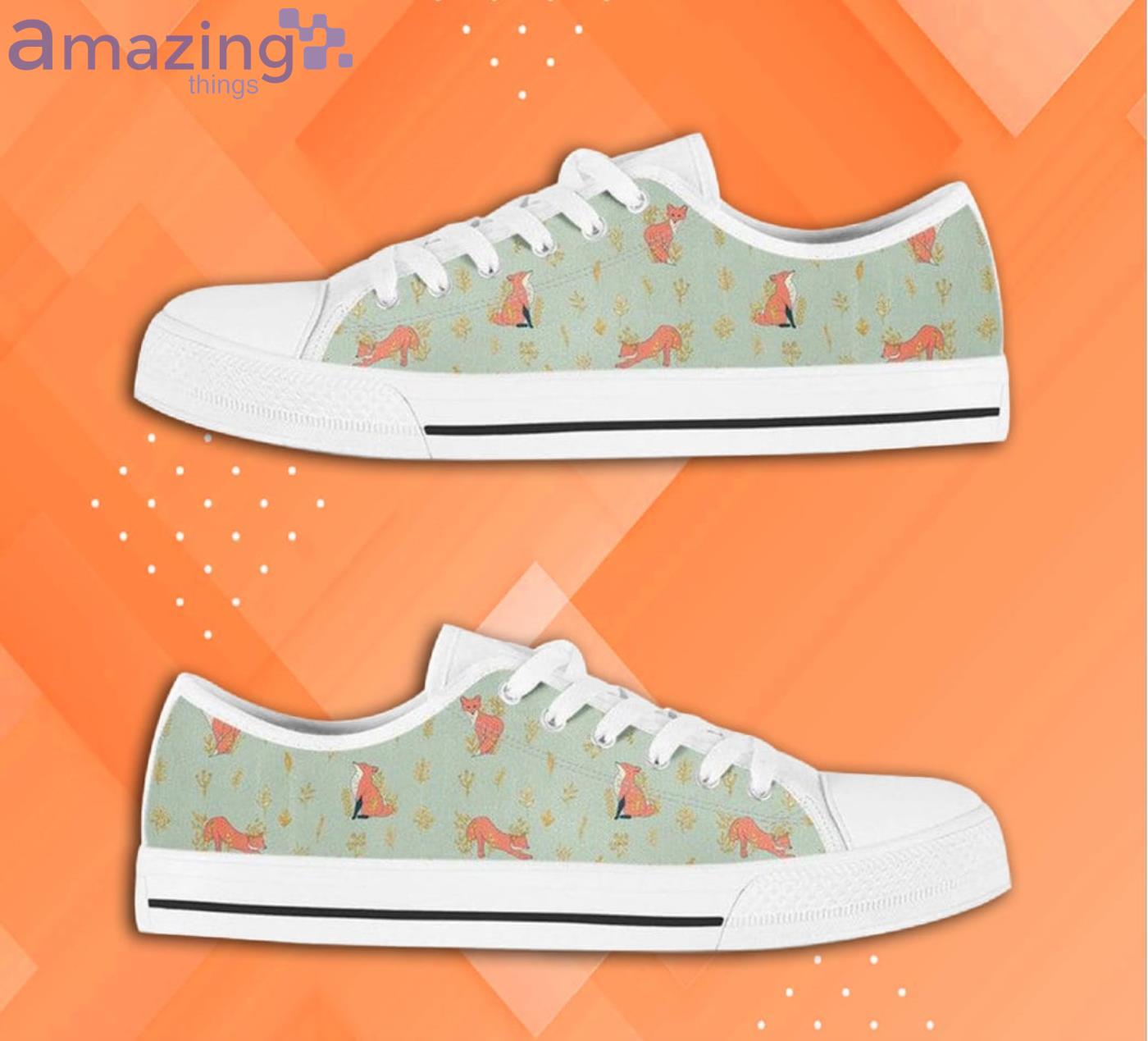 Foxy Print Pattern Low Top Shoes image Foxy Print Pattern Low Top Shoes Product Photo 2