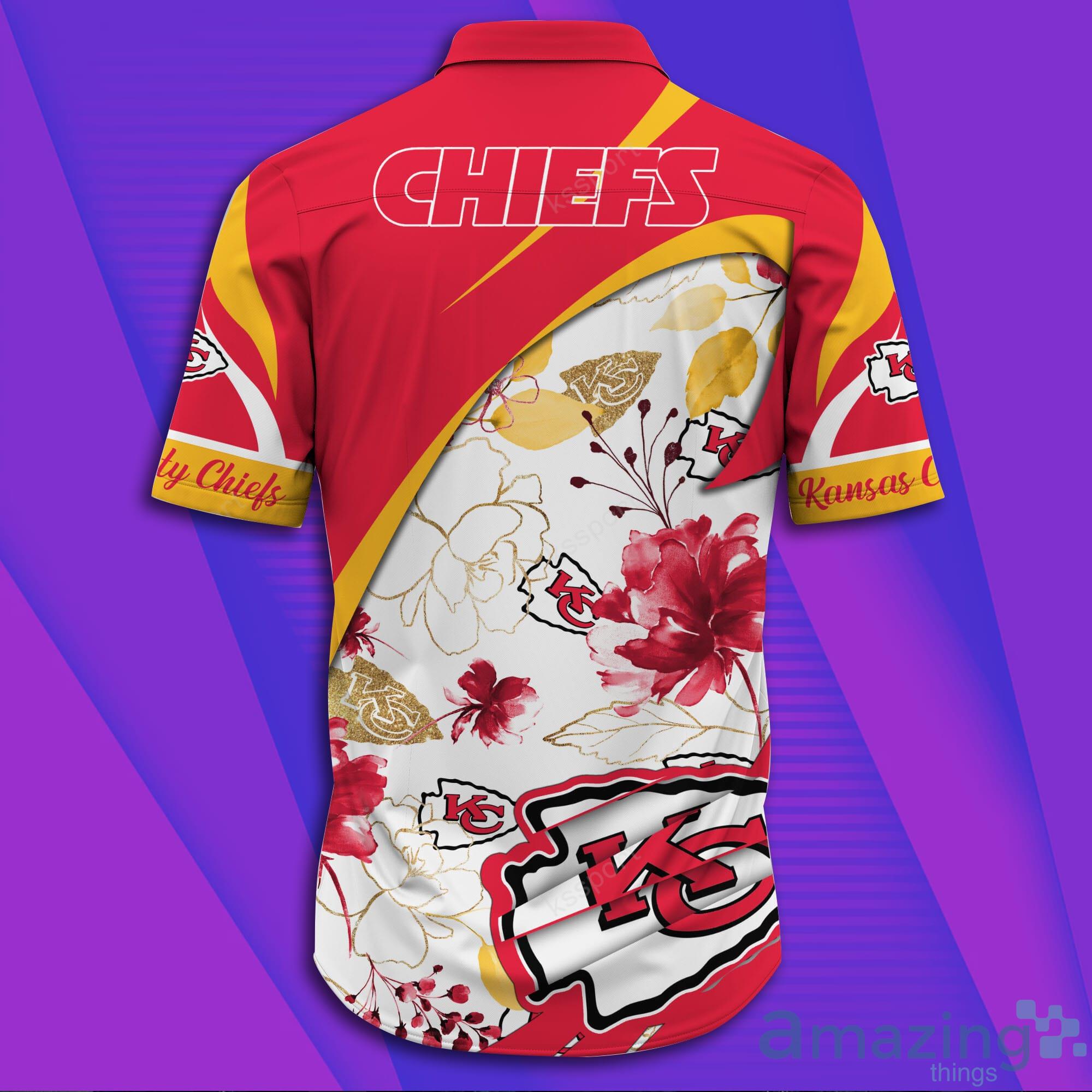 Kansas City Chiefs NFL Short Sleeve Aloha Hawaiian Shirt image Kansas City Chiefs NFL Short Sleeve Aloha Hawaiian Shirt Product Photo 2