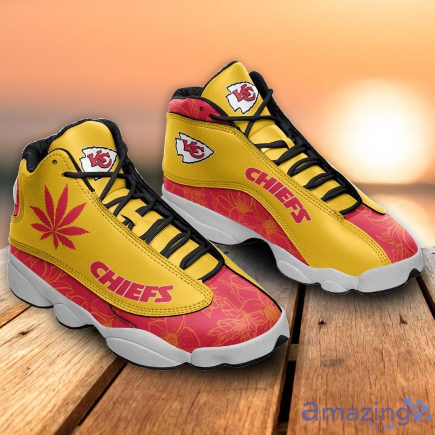 chiefs jordan 4