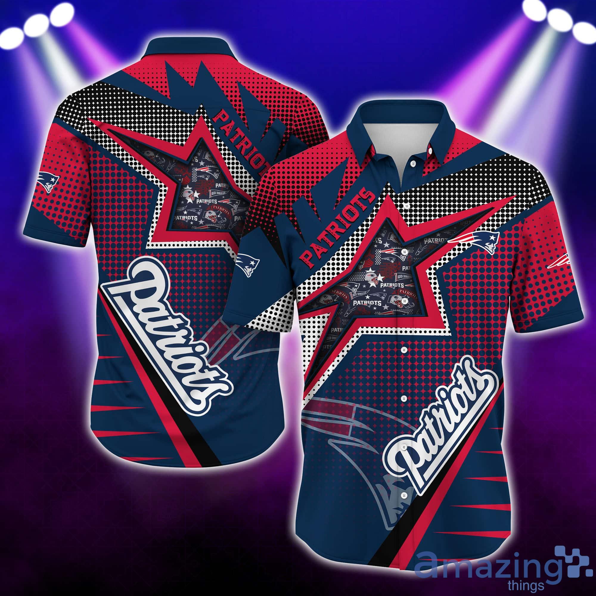 New England Patriots NFL Half Tone Texture Style Short Sleeves Hawaiian Shirt Product Photo 1