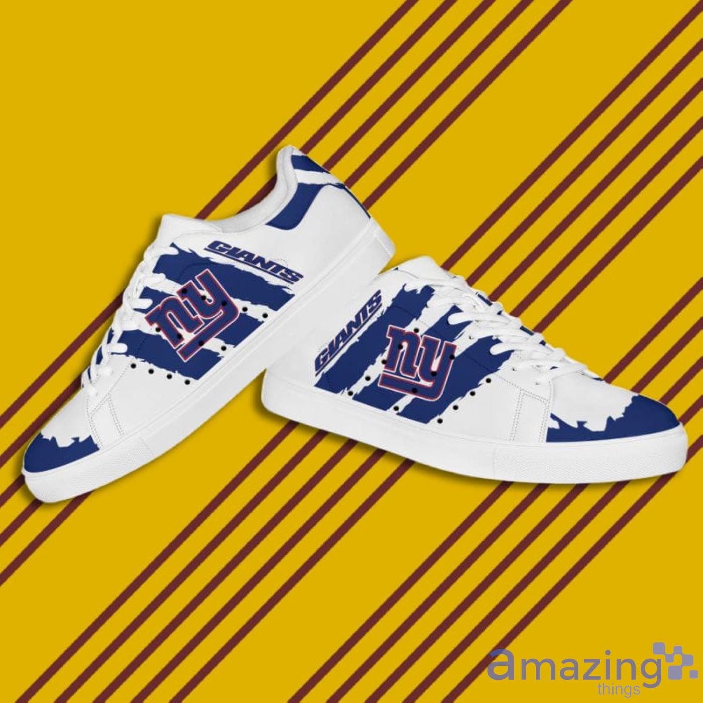 New York Giants NFL Black And White Skate Shoes image New York Giants NFL Black And White Skate Shoes Product Photo 3