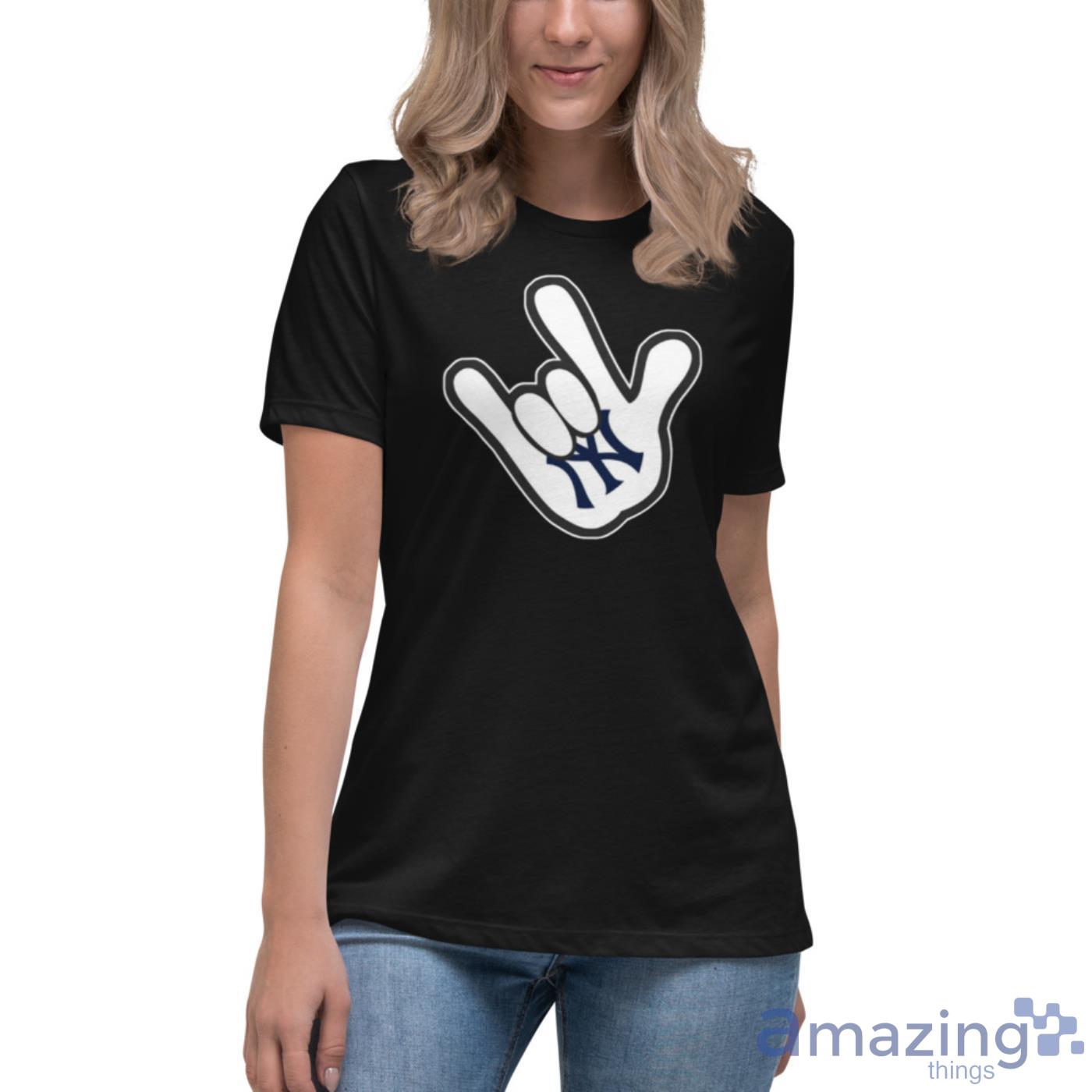 New York Yankees MLB Baseball Mickey Rock Hand Disney Shirt