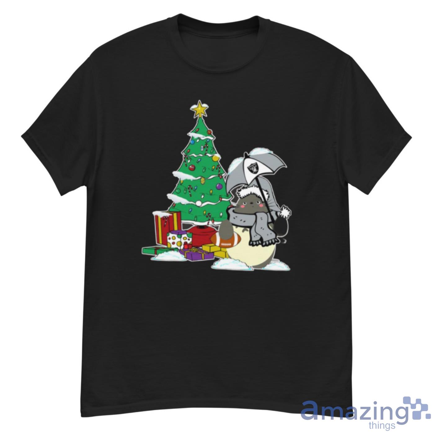 Oakland Raiders NFL Football Cute Tonari No Totoro Christmas SportsShirt - G500 Men’s Classic T-Shirt