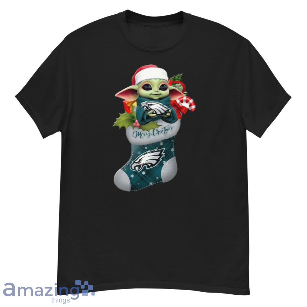 Star Wars baby Yoda hug Philadelphia Eagles Christmas Shirt