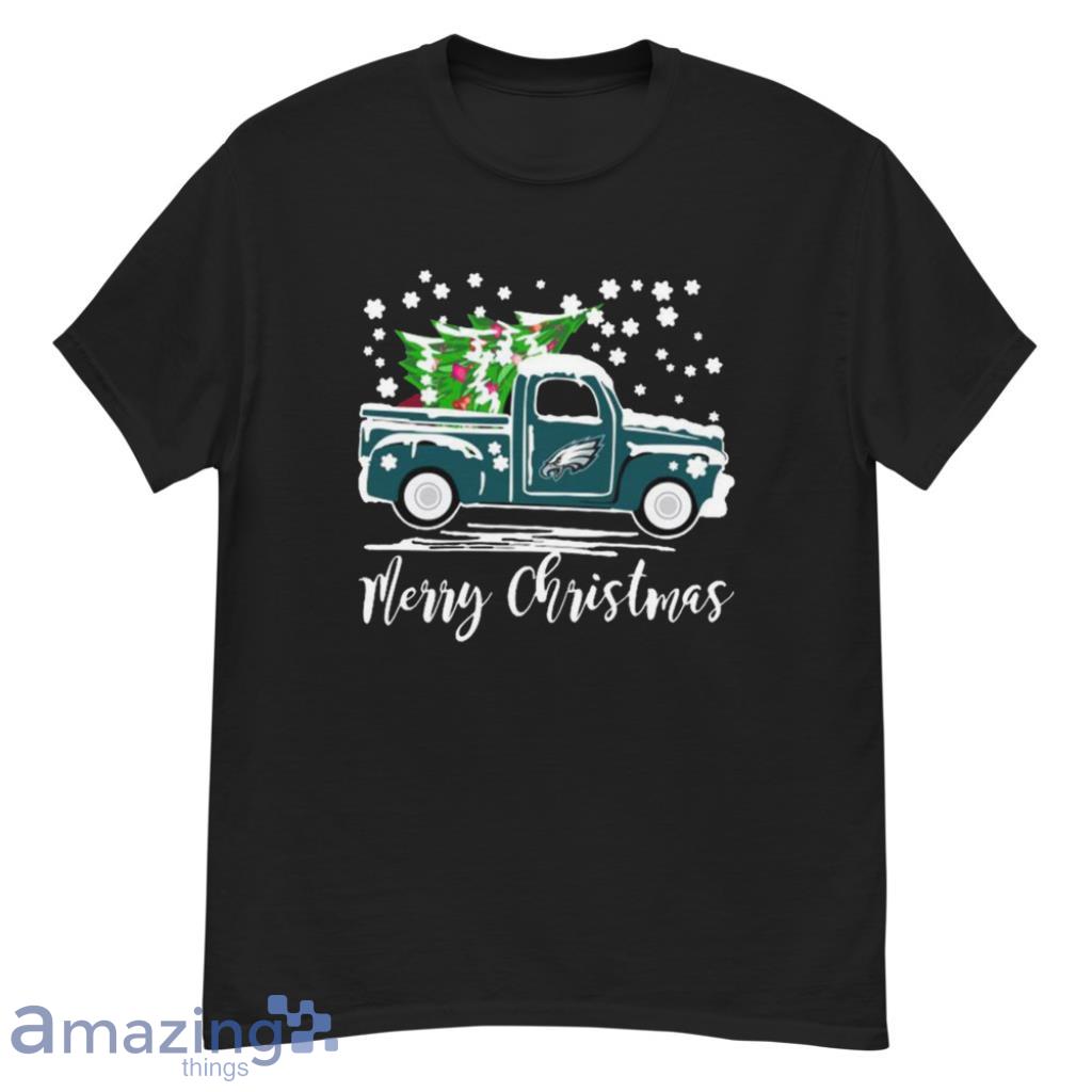 Car carrying tree Philadelphia Eagles merry Christmas t-shirt