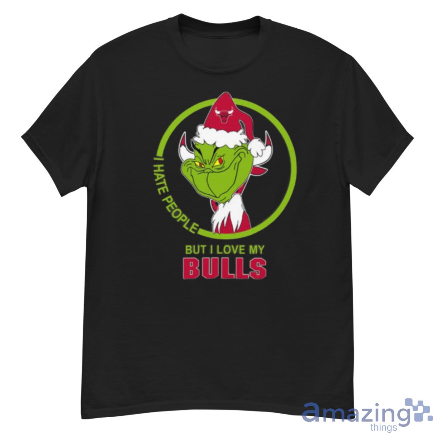 Chicago Bulls NBA Christmas Grinch I Hate People But I Love My Favorite Basketball Team Shirt - G500 Men’s Classic T-Shirt