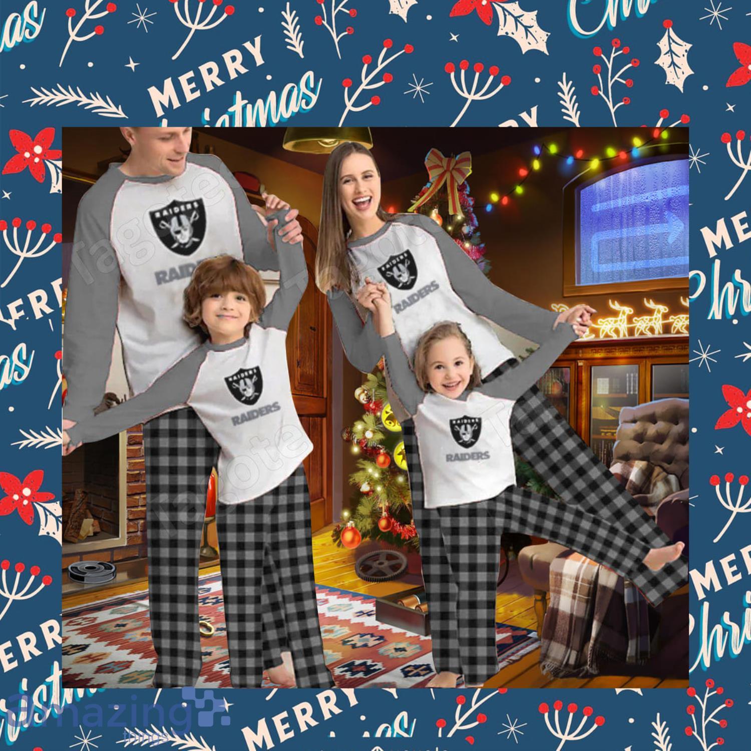 Las Vegas Raiders Pajamas Set Family Custom Name Christmas Gift Football  Team Pajamas Set - Banantees