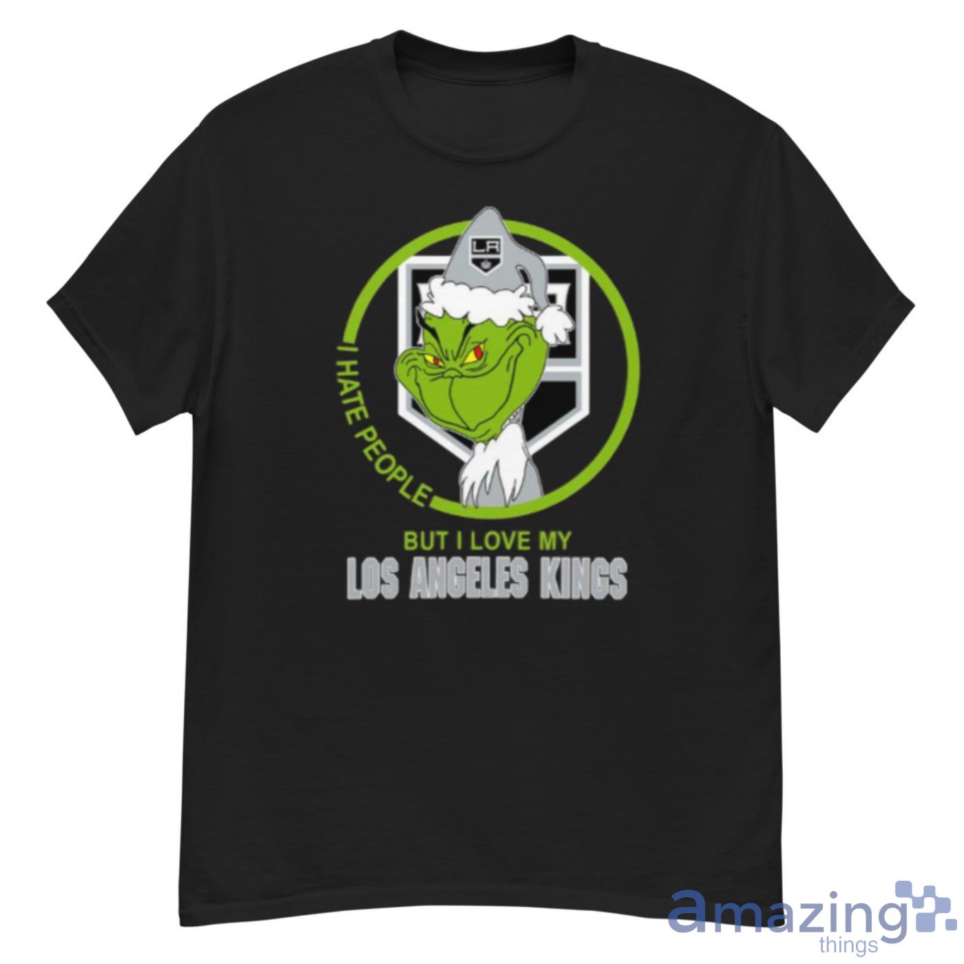 Los Angeles Kings NHL Christmas Grinch I Hate People But I Love My Favorite Hockey Team Shirt - G500 Men’s Classic T-Shirt