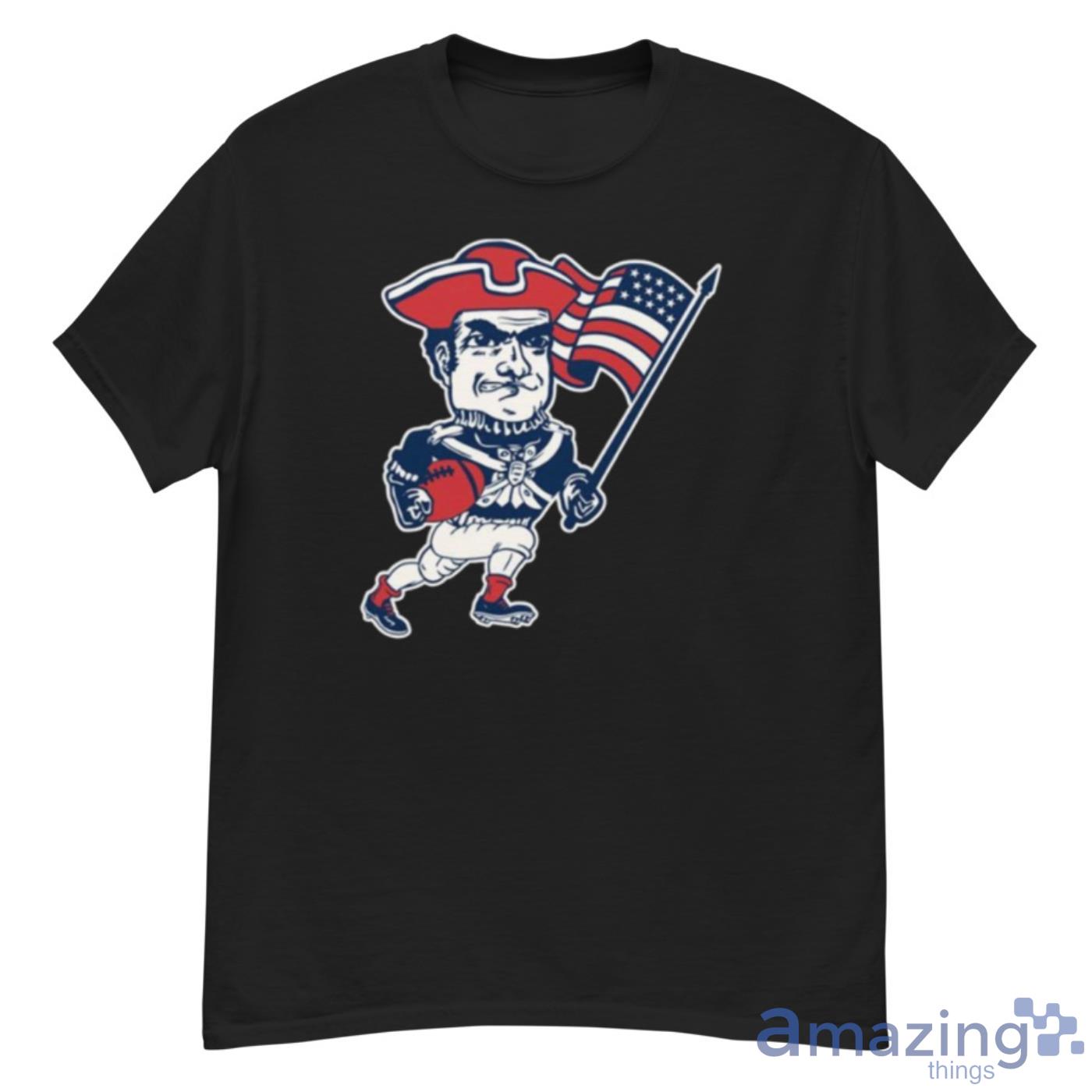 New England Patriots Football Mascot Shirt - G500 Men’s Classic T-Shirt