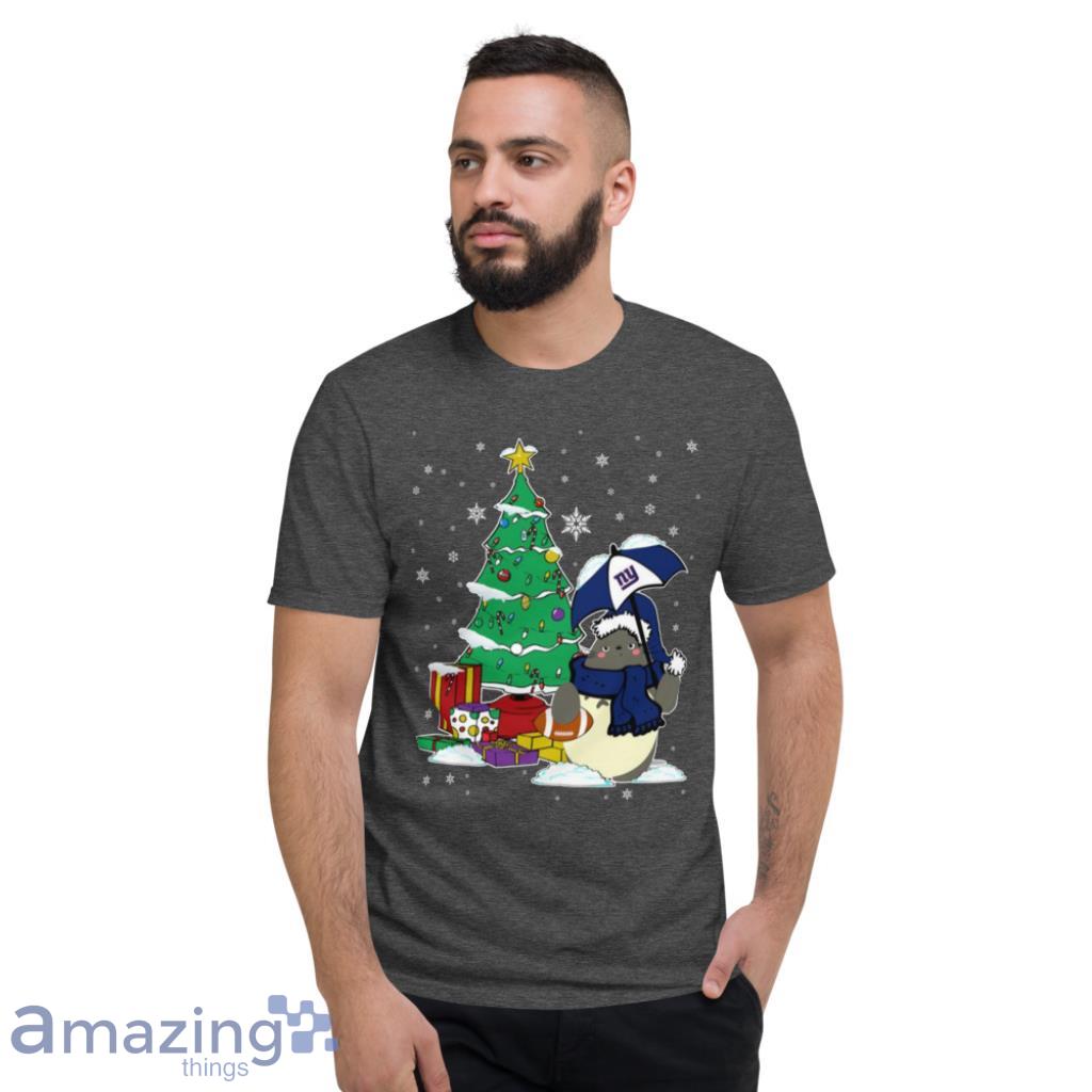 New York Giants NFL Football Cute Tonari No Totoro Christmas Sports T Shirt image New York Giants NFL Football Cute Tonari No Totoro Christmas Sports T-Shirt - Short Sleeve T-Shirt-1