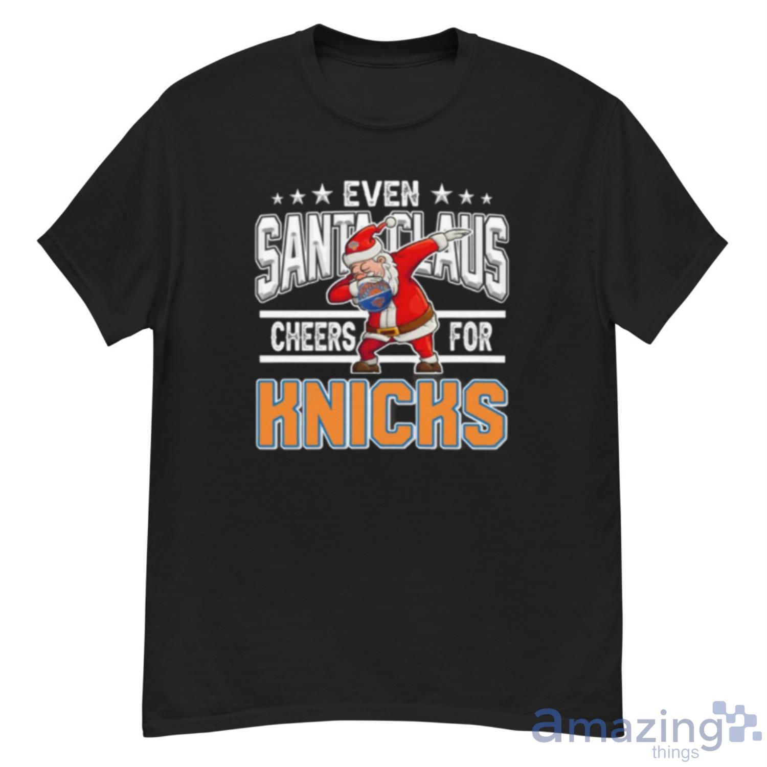 New York Knicks Even Santa Claus Cheers For Christmas NBA Shirt For Fans - G500 Men’s Classic T-Shirt