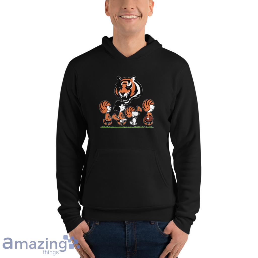 Christmas Snoopy Cincinnati Bengals Shirt, hoodie, longsleeve, sweatshirt,  v-neck tee