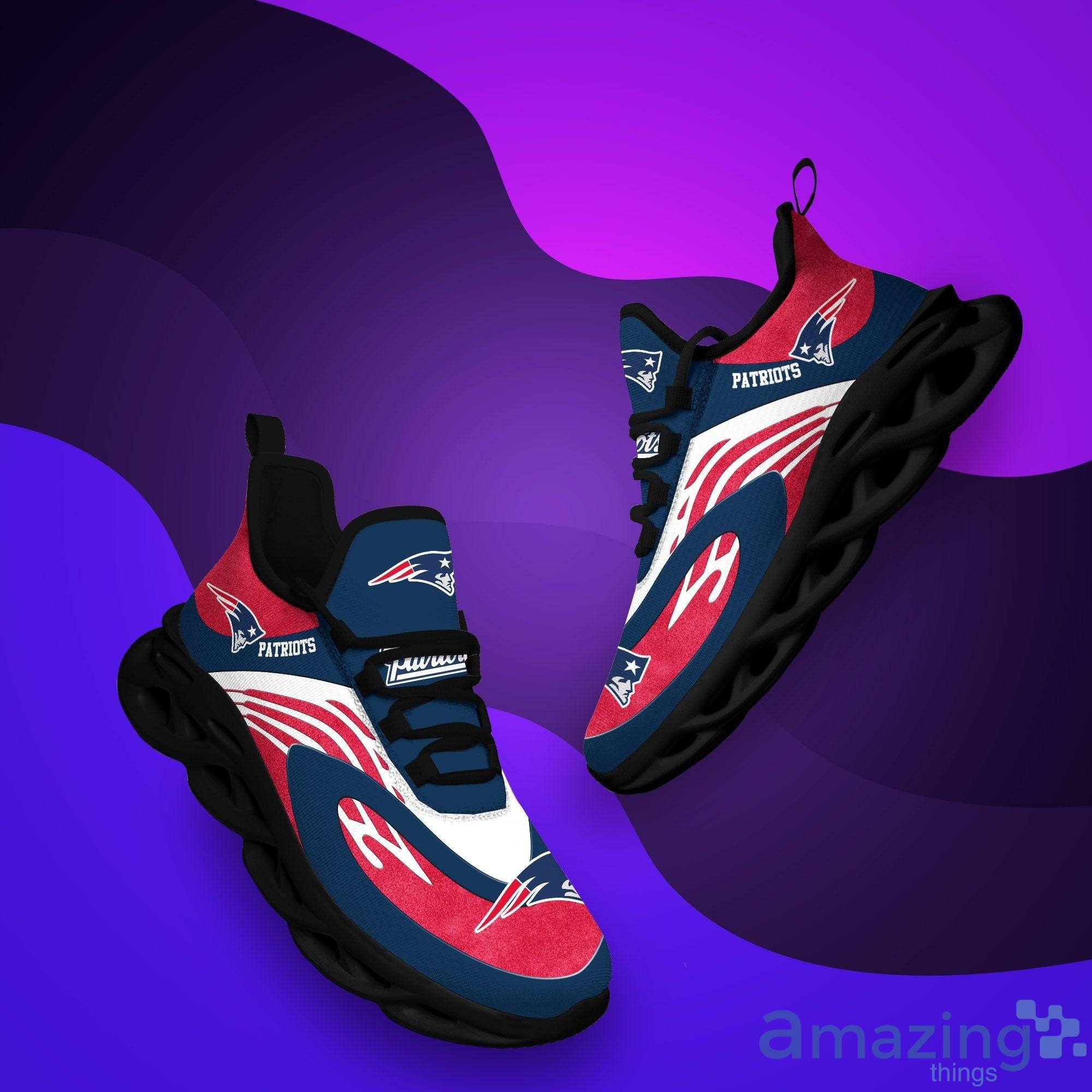 New England Patriots Max Soul Sneakers Running Shoes image New England Patriots Max Soul Sneakers Running Shoes Product Photo 2