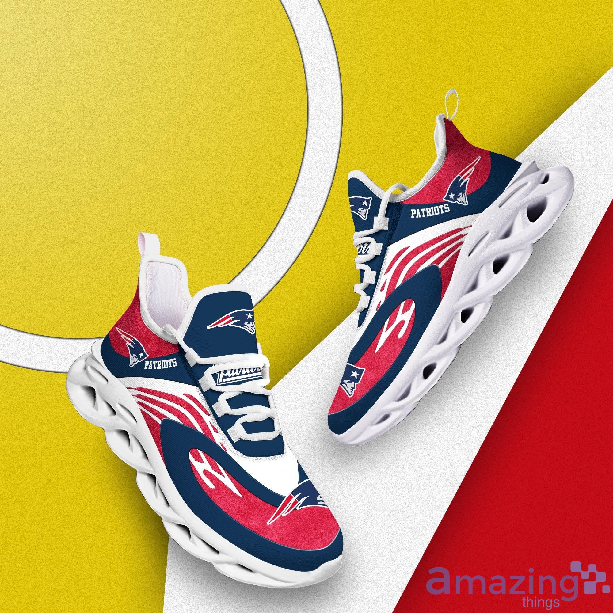 New England Patriots Max Soul Sneakers Running Shoes image New England Patriots Max Soul Sneakers Running Shoes Product Photo 4