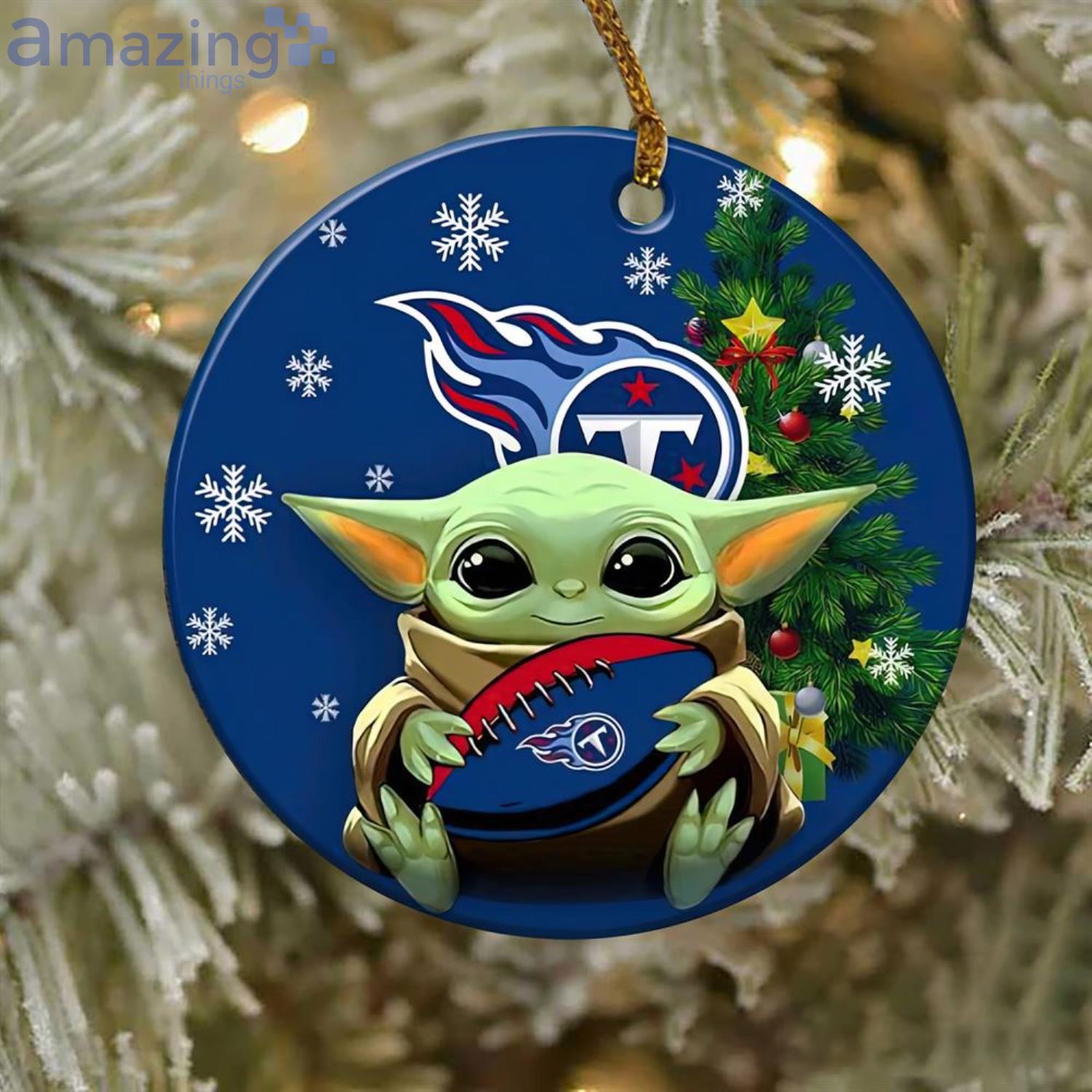 https://image.whatamazingthings.com/2022/12/personalized-tennessee-titans-baby-yoda-christmas-nfl-football-christmas-ornament-cute-christmas-gifts.jpg