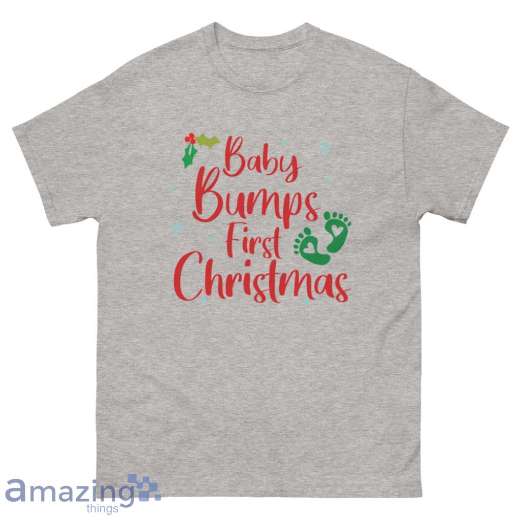 Women’s Baby Bumps First Christmas Maternity T-Shirt - 500 Men’s Classic Tee Gildan