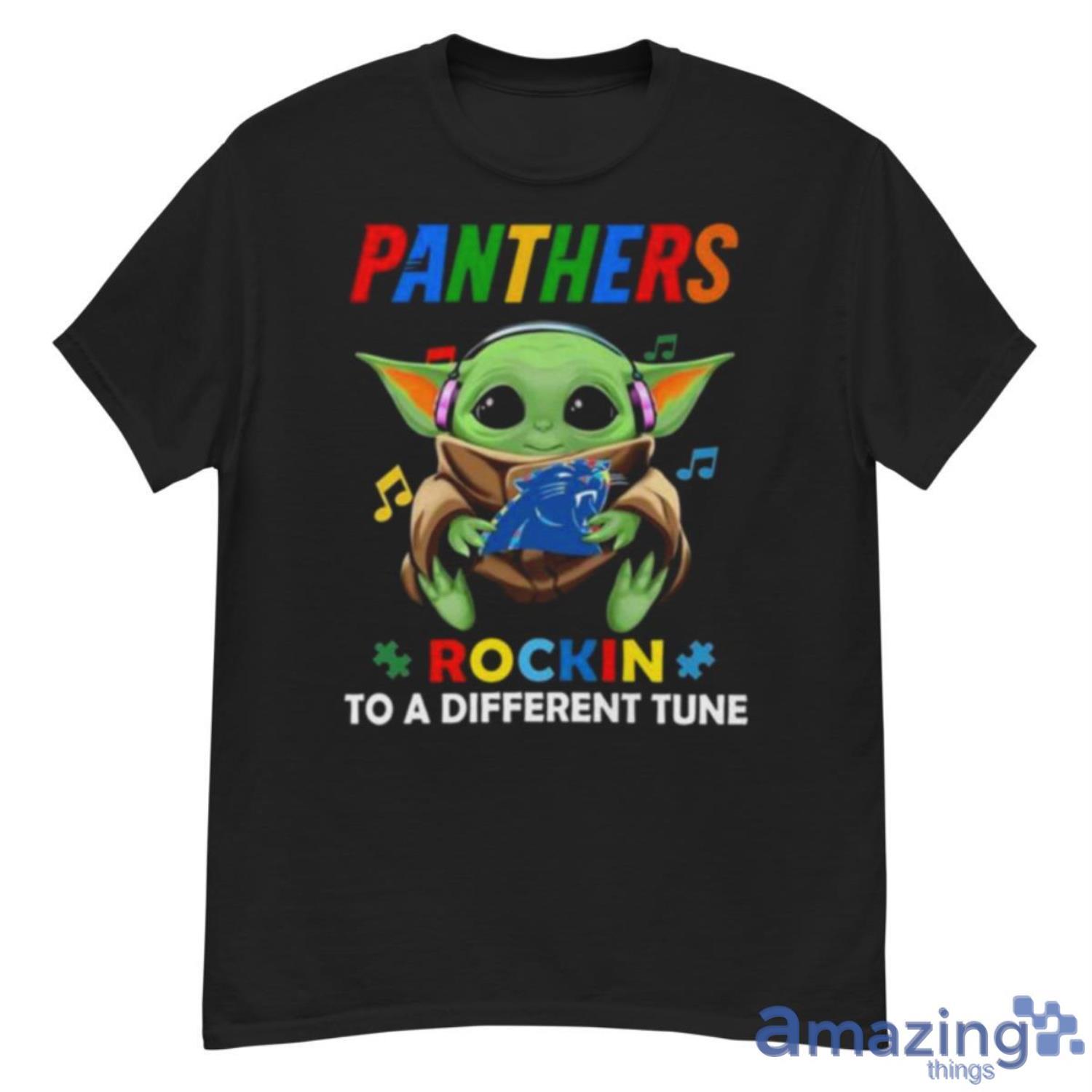 Baby Yoda Hug Carolina Panthers Autism Rockin To A Different Tune Shirt - G500 Men’s Classic T-Shirt