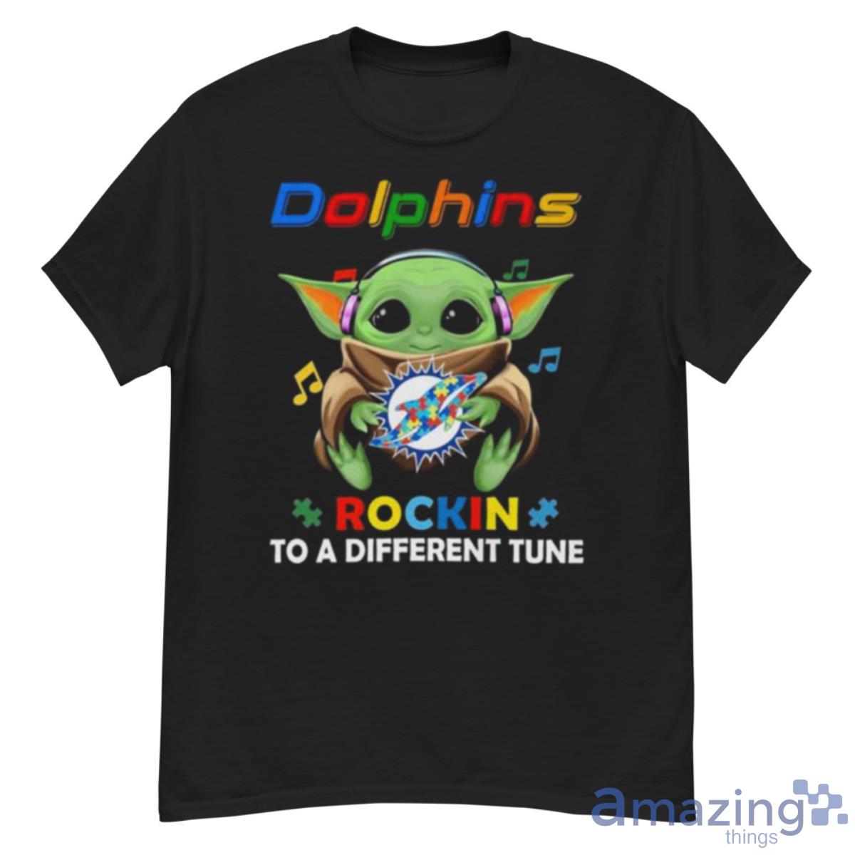 Baby Yoda Hug Miami Dolphins Autism Rockin To A Different Tune Shirt - G500 Men’s Classic T-Shirt