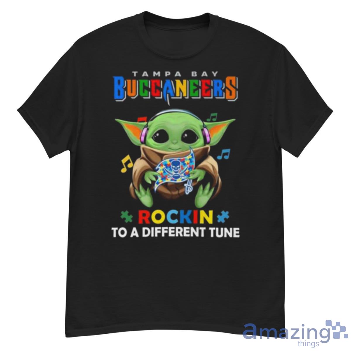 Baby Yoda Hug Tampa Bay Buccaneers Autism Rockin To A Different Tune Shirt - G500 Men’s Classic T-Shirt