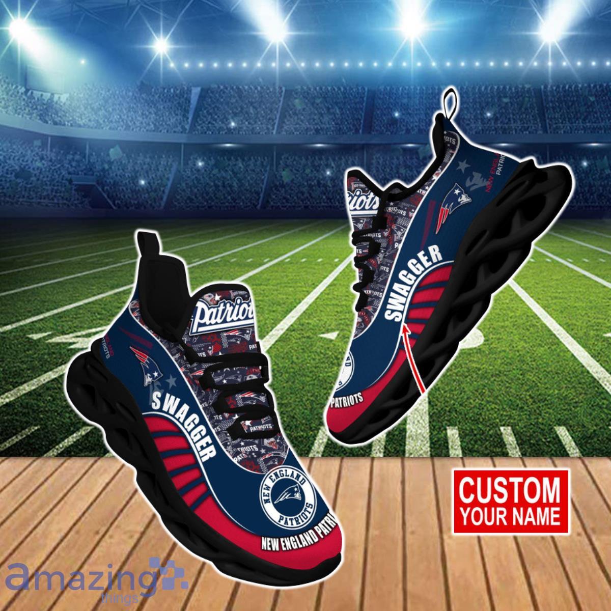 New England Patriots NFL Clunky Max Soul Shoes Custom Name Unique Style For Fans Product Photo 1