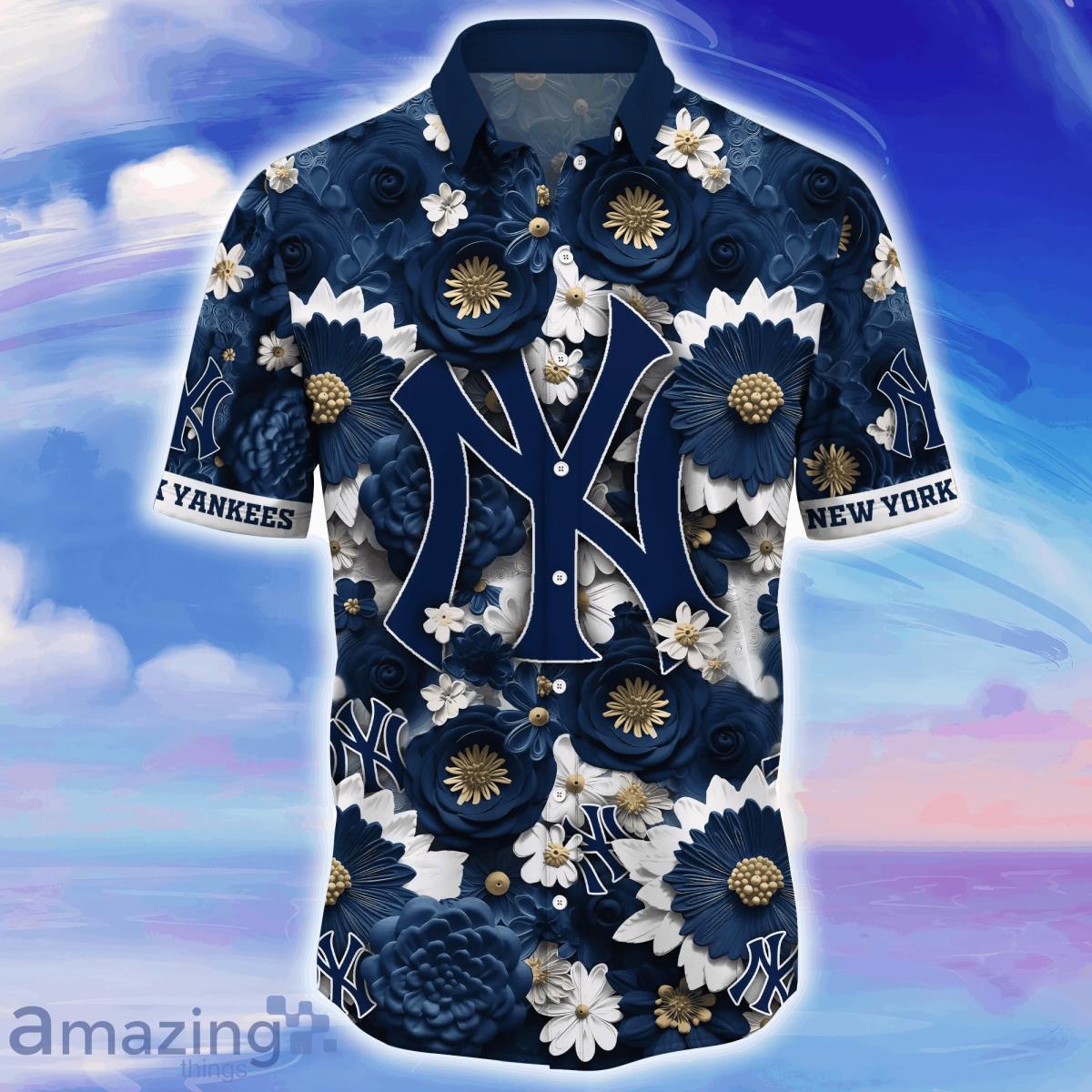 New York Yankees MLB Hawaiian Shirt For Men And Women Fans image New York Yankees MLB Hawaiian Shirt For Men And Women Fans Product Photo 2