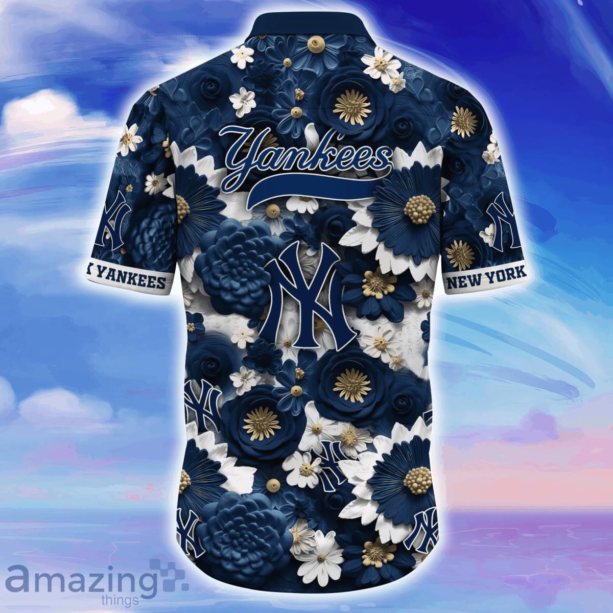 New York Yankees MLB Hawaiian Shirt For Men And Women Fans image New York Yankees MLB Hawaiian Shirt For Men And Women Fans Product Photo 3