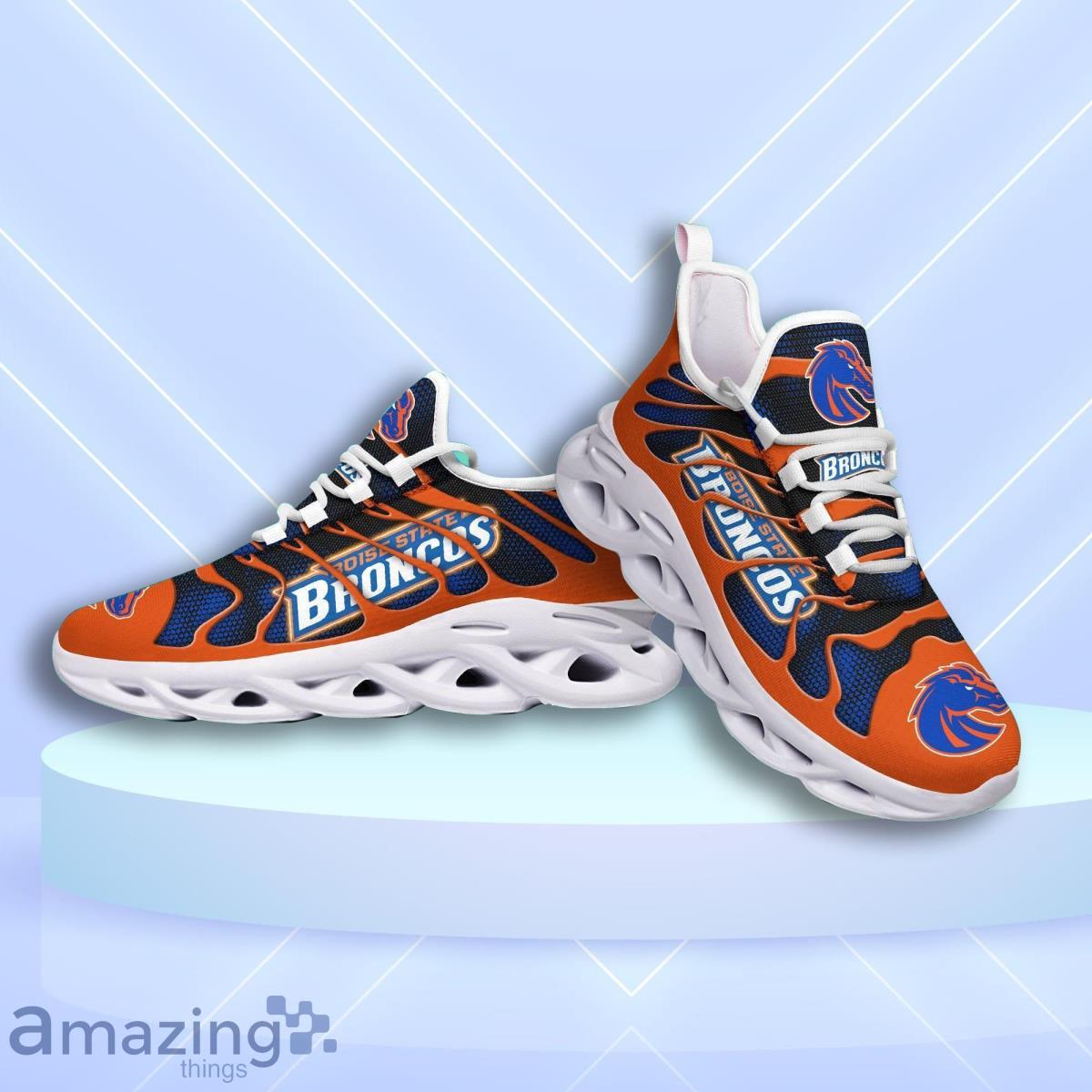 Boise State Broncos Logo Hole Background 3D Max Soul Shoes Product Photo 1