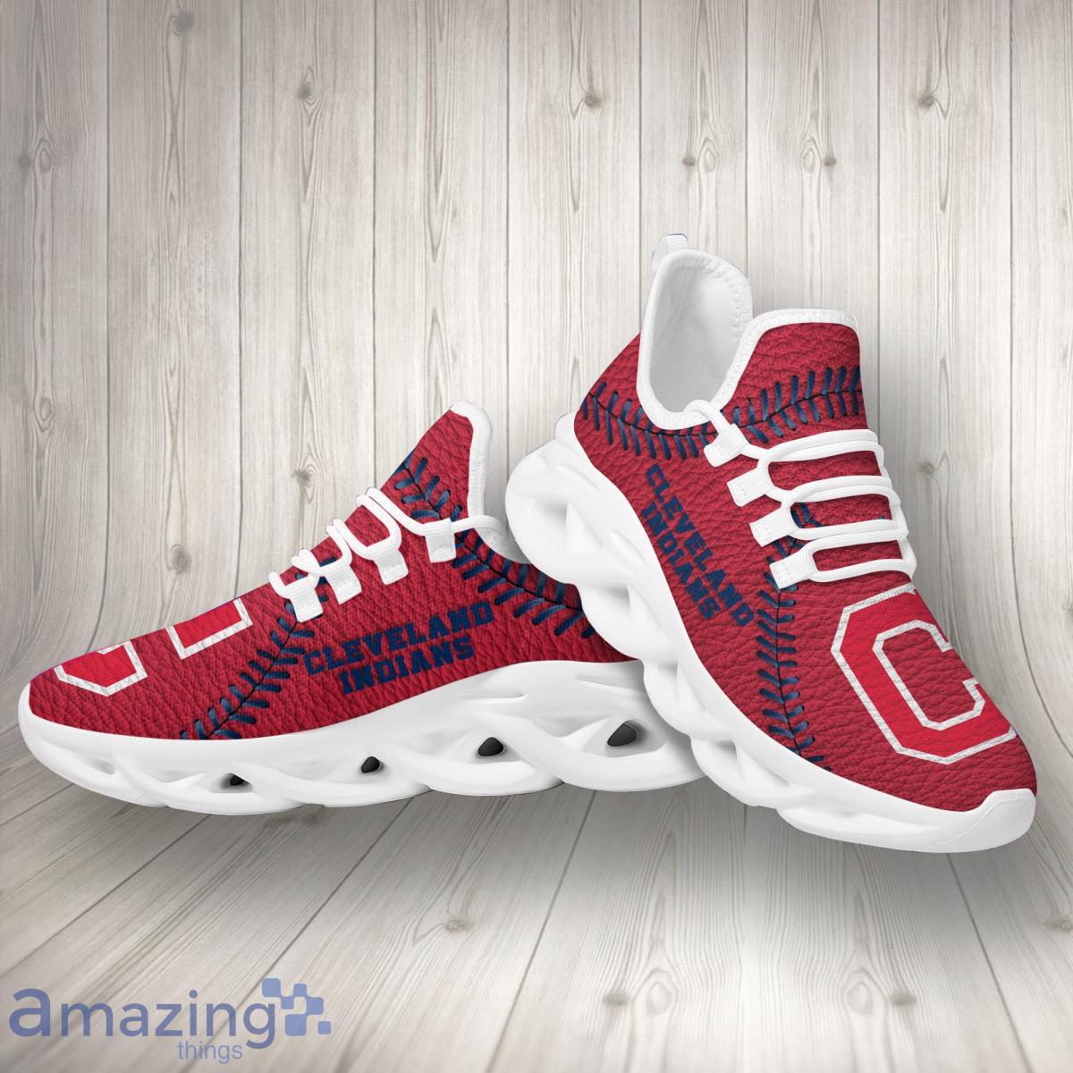 https://image.whatamazingthings.com/2023-08/cleveland-indians-logo-seam-pattern-3d-max-soul-sneaker-2.jpg