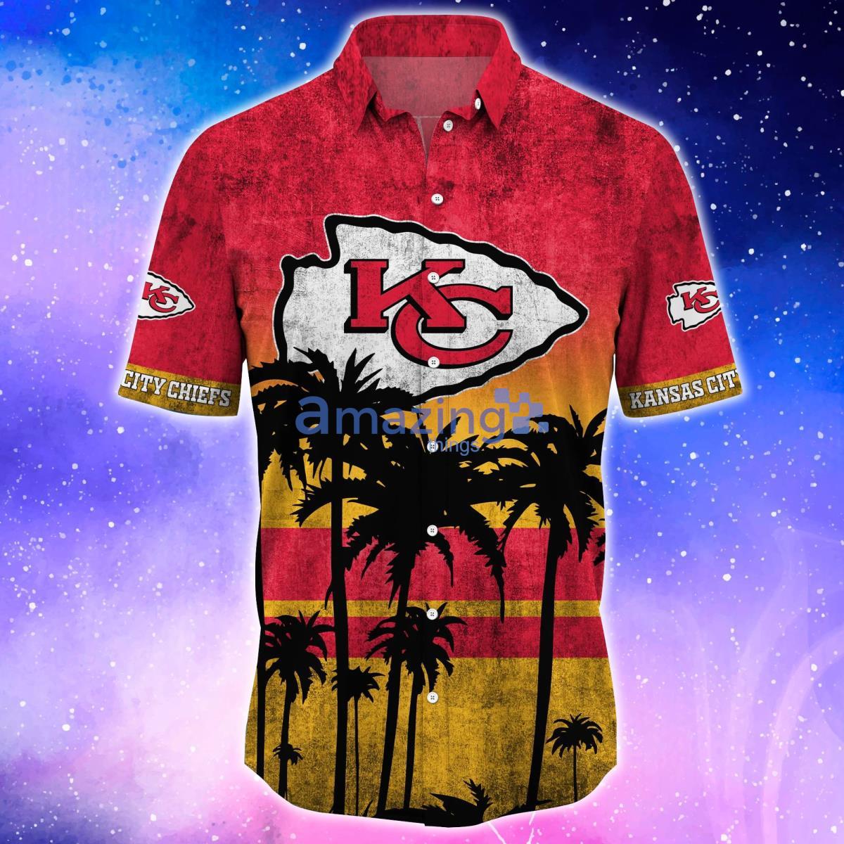 Kansas City Chiefs Trending Hawaiian Shirt And Shorts For Fans image Kansas City Chiefs Trending Hawaiian Shirt And Shorts For Fans Product Photo 2