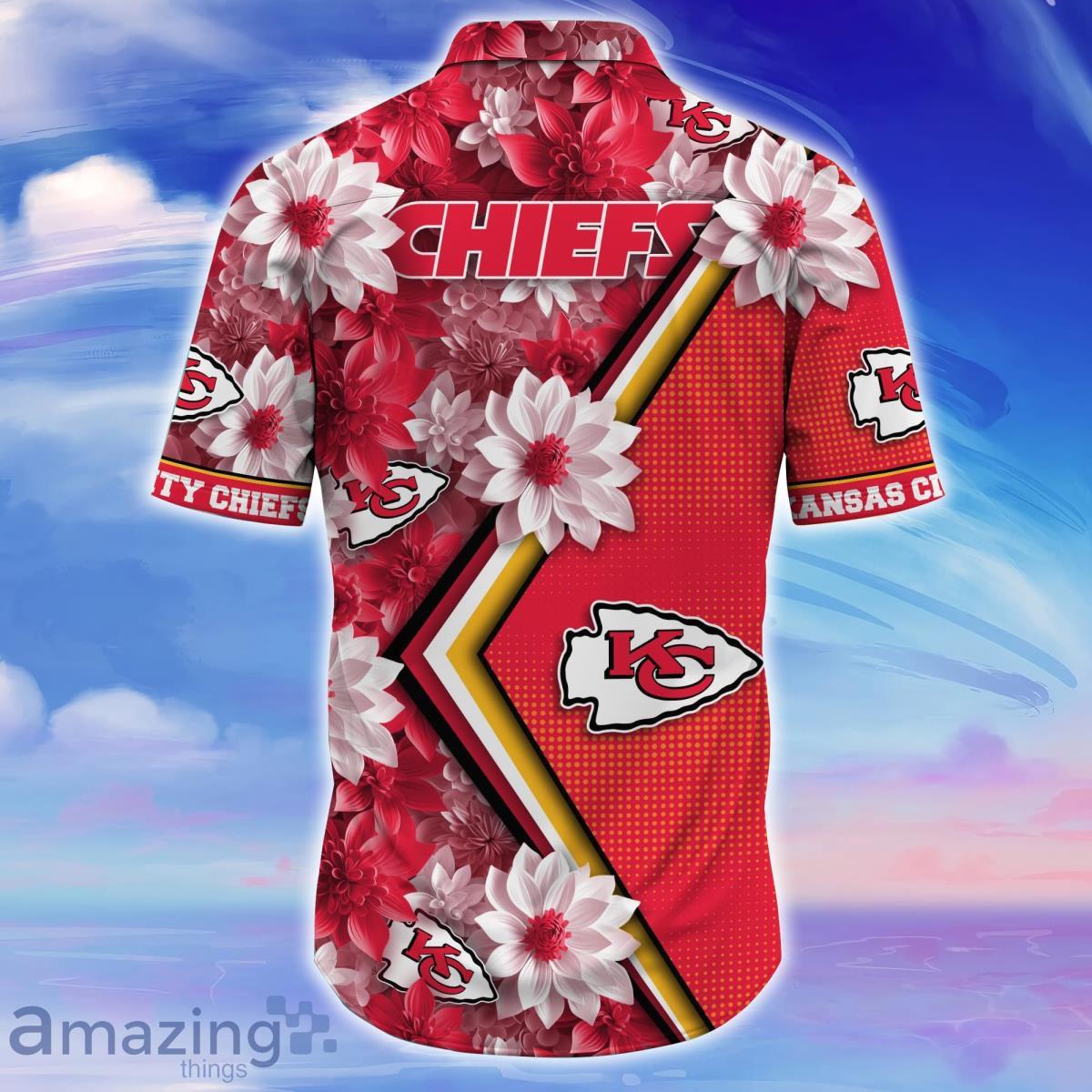 Kansas City Chiefs Trending Hawaiian Shirt Gift For Fans image Kansas City Chiefs Trending Hawaiian Shirt Gift For Fans Product Photo 3
