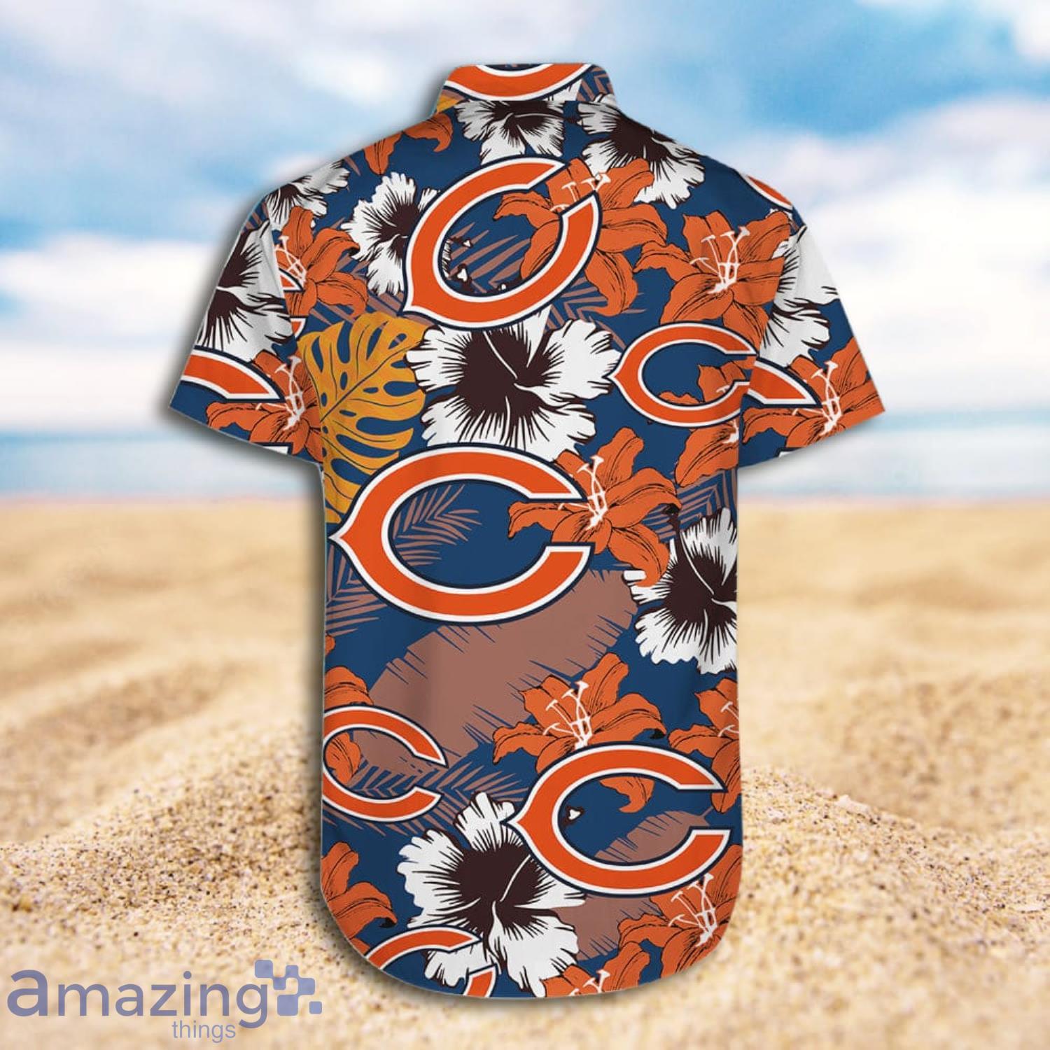 Chicago Bears Tropcal Flowers And Leaves Short Sleeve Hawaiian Shirt And Short image Chicago Bears Tropcal Flowers And Leaves Short Sleeve Hawaiian Shirt And Short Product Photo 2