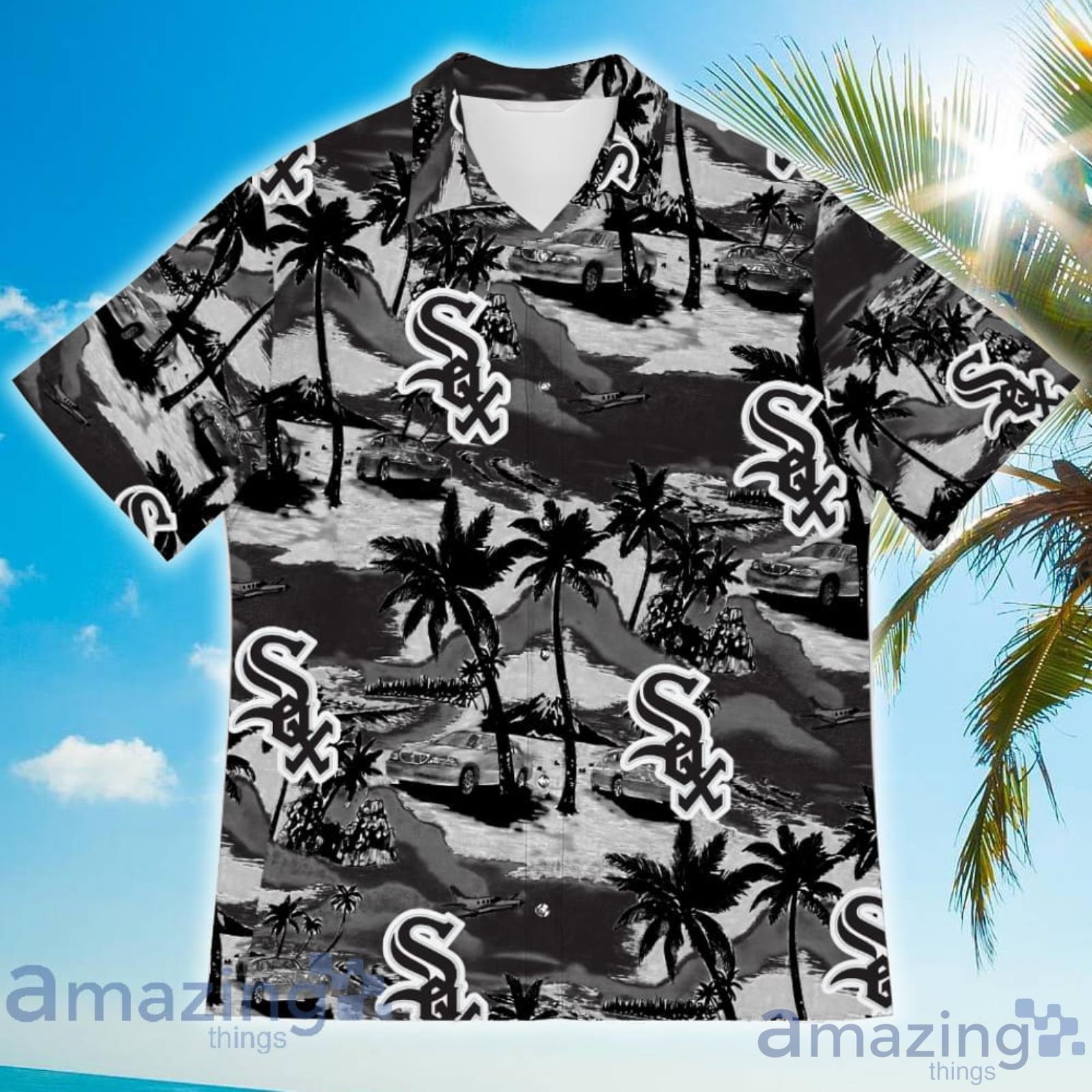 White Sox Hawaiian Shirt Coconut Tree Pattern Chicago White Sox Gift -  Personalized Gifts: Family, Sports, Occasions, Trending