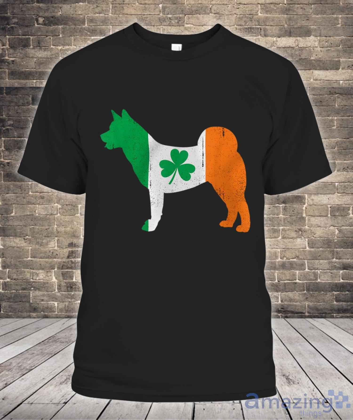 Akita Lover St Patricks Day Shirt Product Photo 1