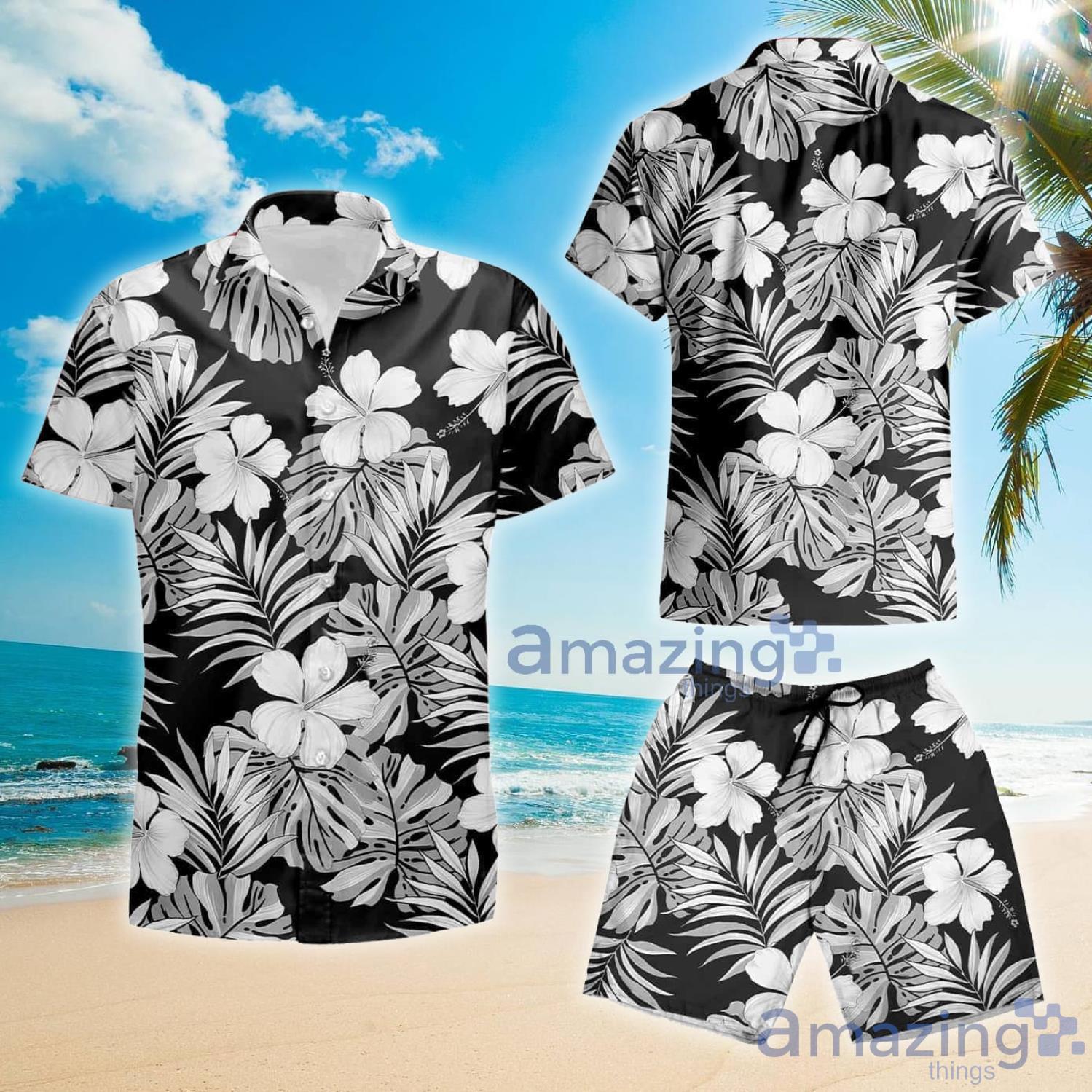 Big Hibiscus White Flower Men Summer Gift Hawaiian Shirt And Shorts image Big Hibiscus White Flower Men Summer Gift Hawaiian Shirt And Shorts Product Photo 2