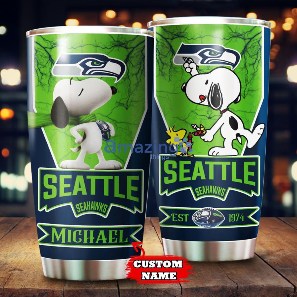 Custom Name Seattle Seahawks NFL Snoopy Tumbler - Custom Name Seattle Seahawks NFL Snoopy Tumbler