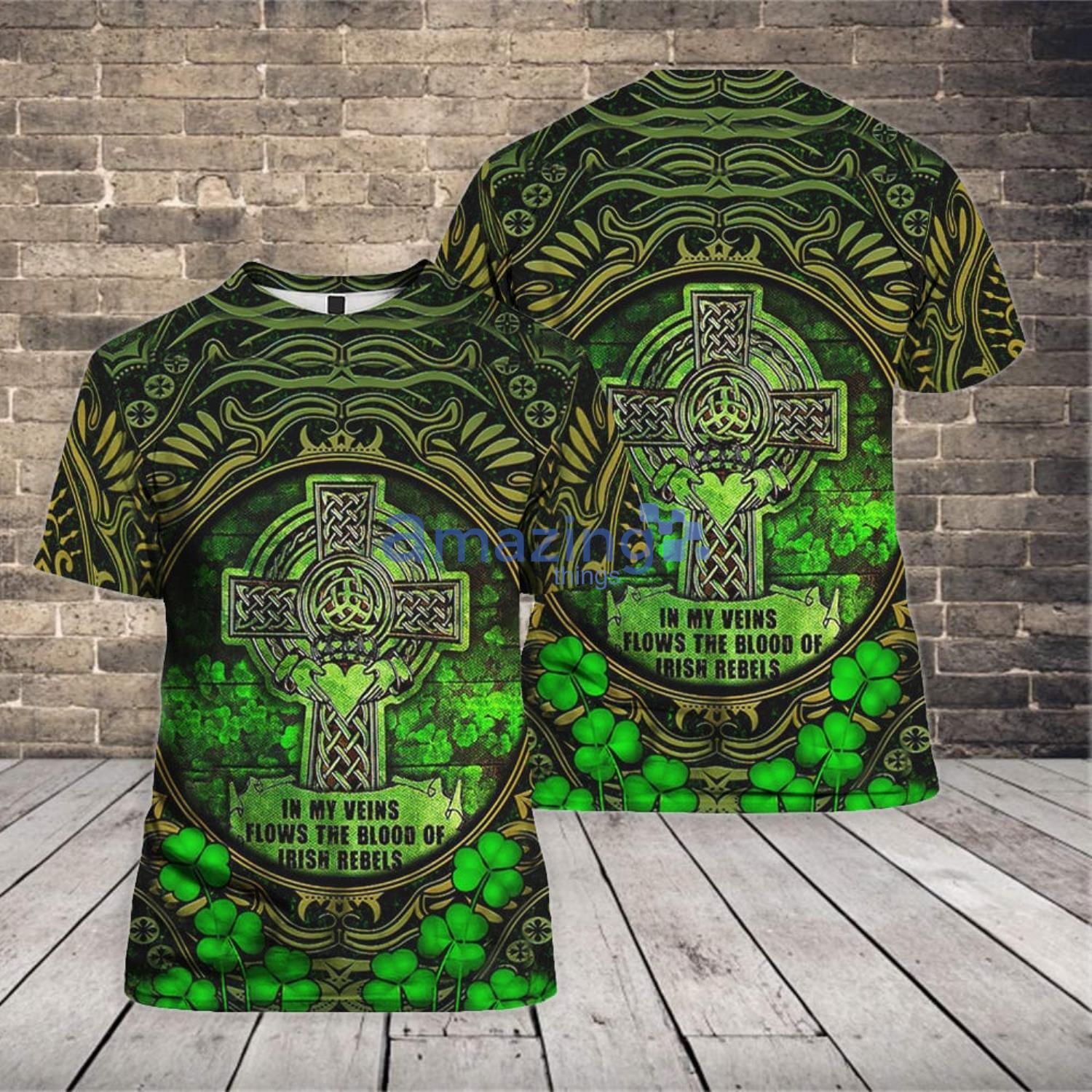 Green Shamrock Irish St Patrick's Day Cross 3D T-Shirt Product Photo 1